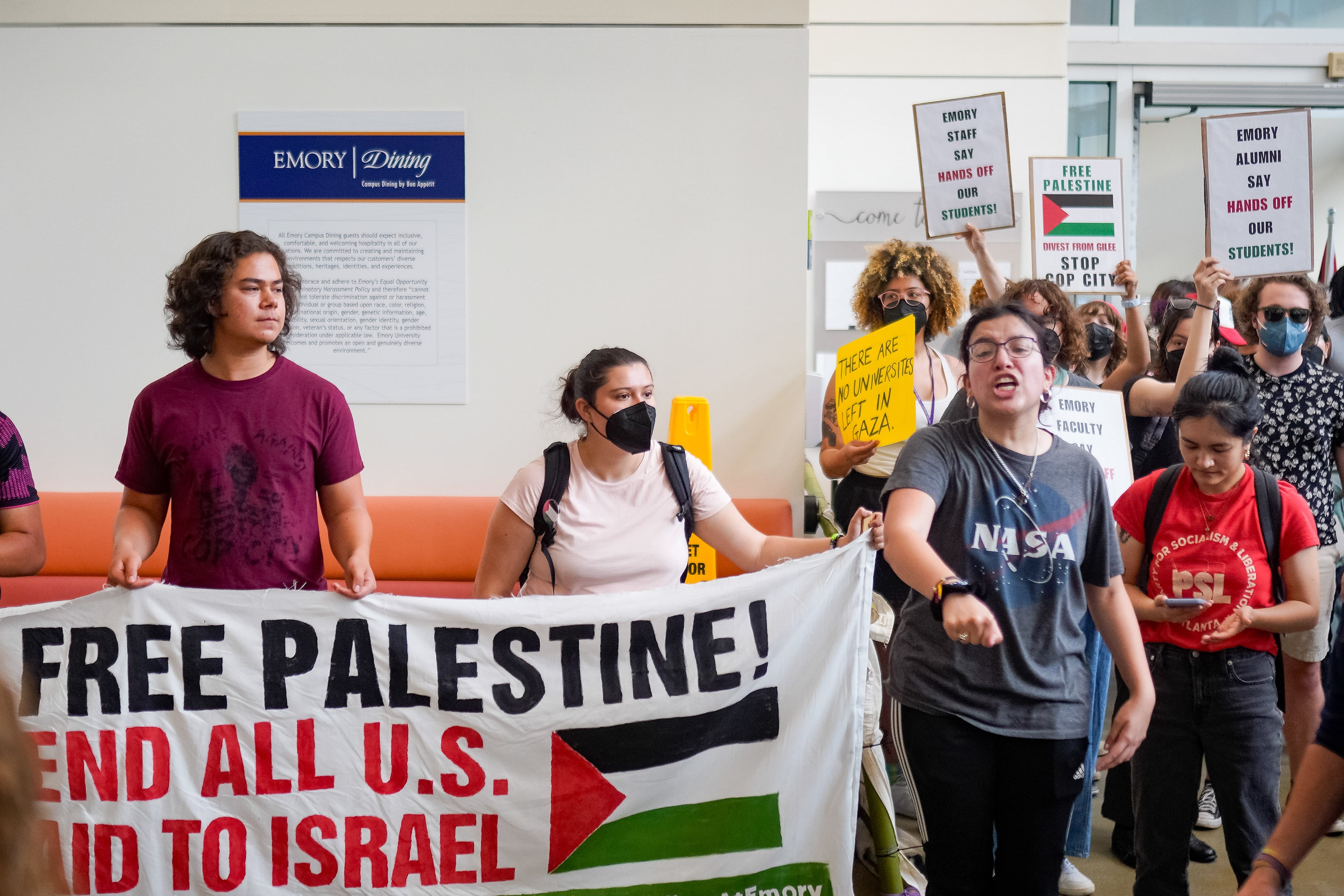 Student protesters briefly occupied a dining hall on campus. Protesters gathered for a second day of pro-Palestine demonstrations on the Emory University quad on Friday, April 26, 2024. (Ben Hendren for The Atlanta Journal-Constitution)