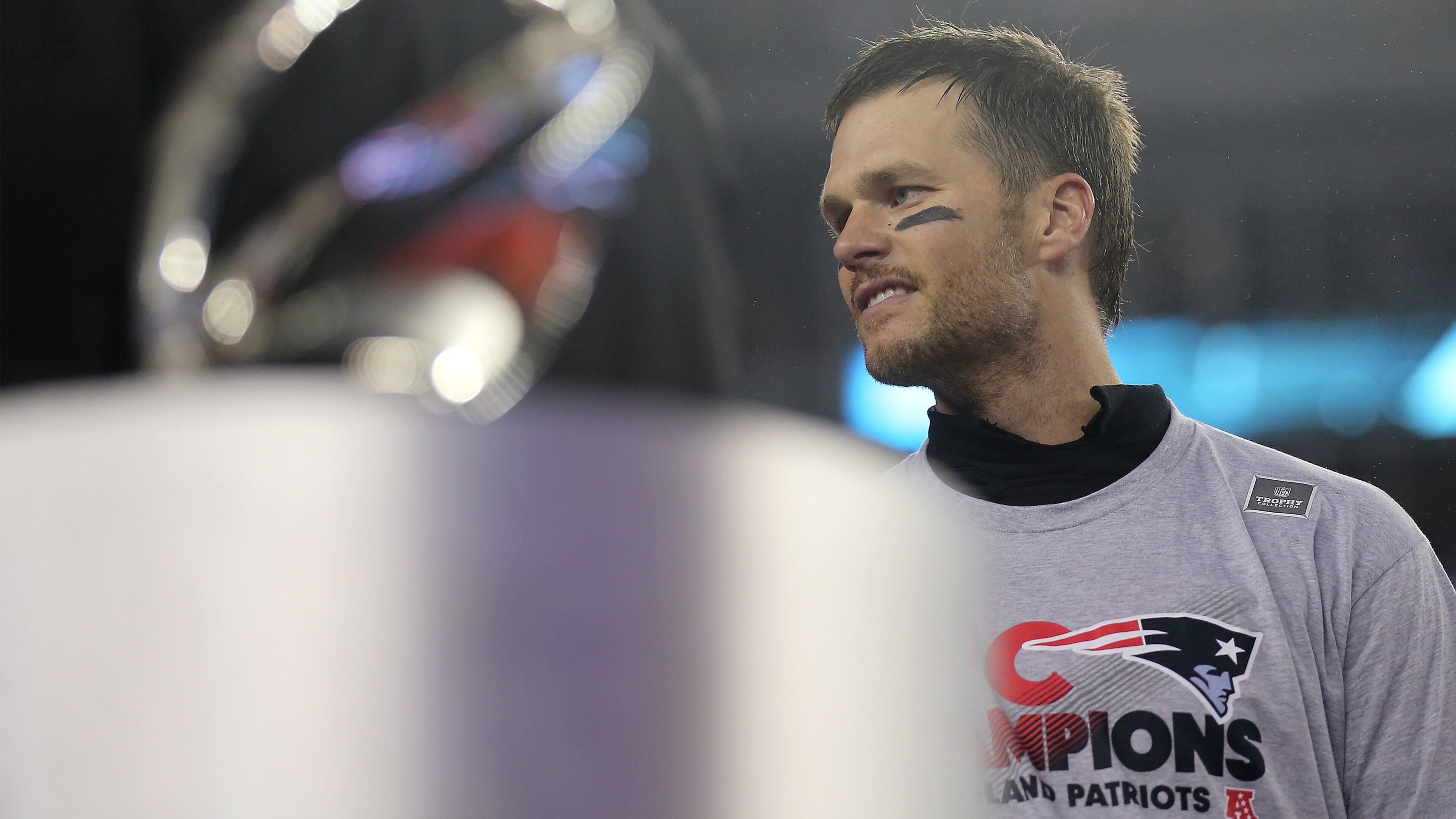 FOXBORO, MA - JANUARY 22: Tom Brady #12 of the New England Patriots celebrates after defeating the Pittsburgh Steelers 36-17 to win the AFC Championship Game at Gillette Stadium on January 22, 2017 in Foxboro, Massachusetts. (Photo by Maddie Meyer/Getty Images)