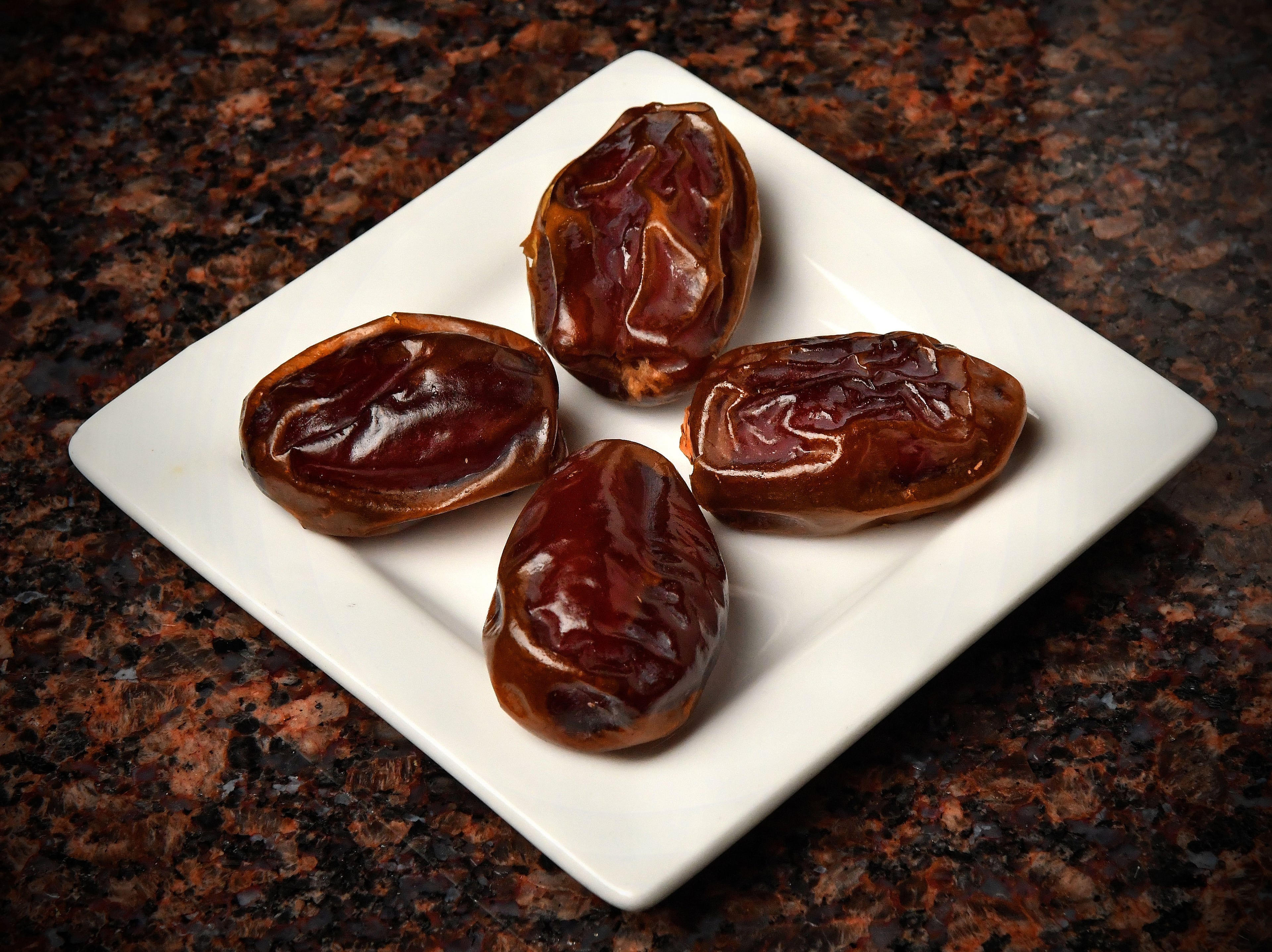 Dates can serve as a snack or be part of a recipe. (Styling by chef Ricardo Soto / Chris Hunt for the AJC)