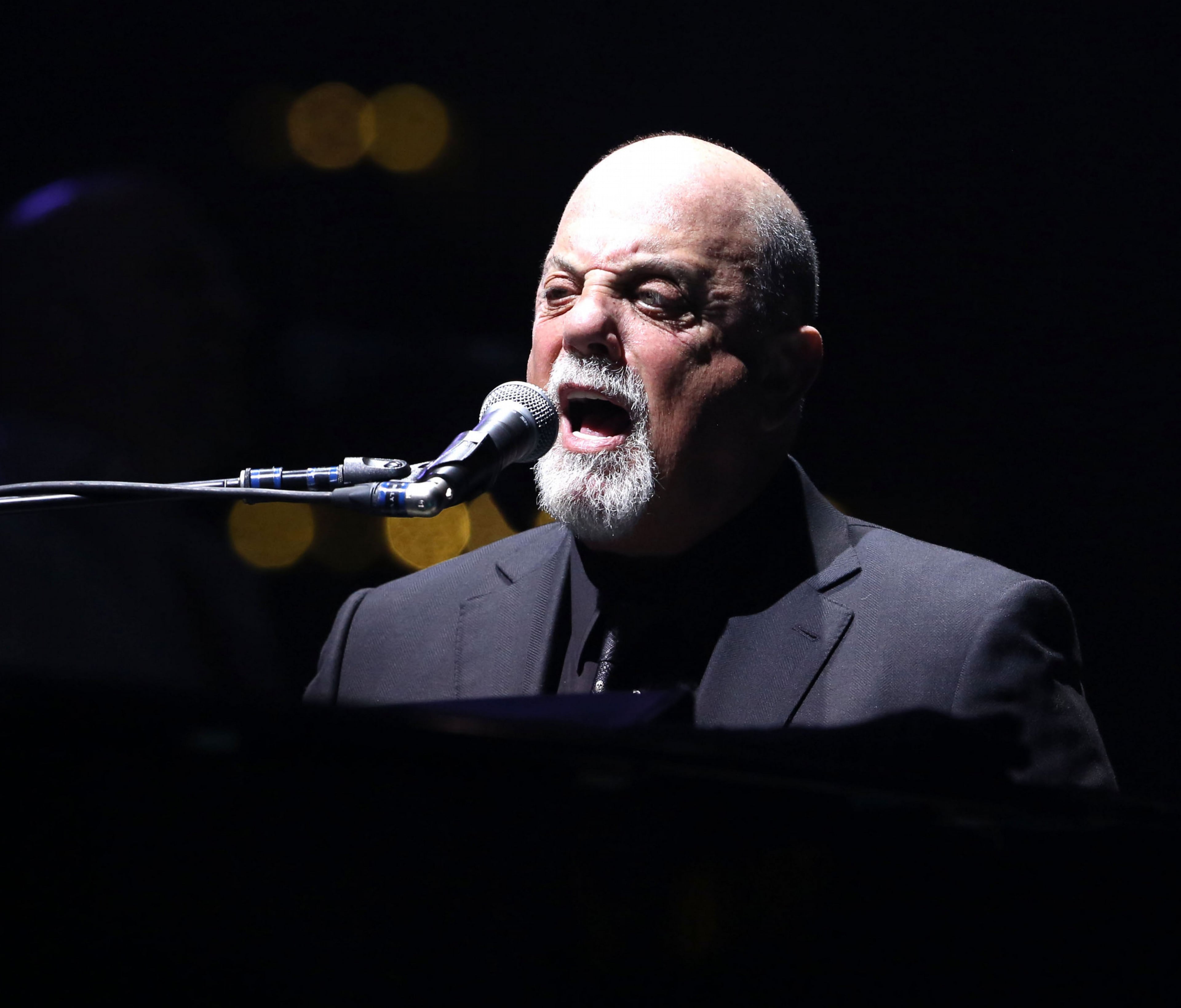 The show offered more than two dozen songs. Photo: Robb D. Cohen/RobbsPhotos.com.