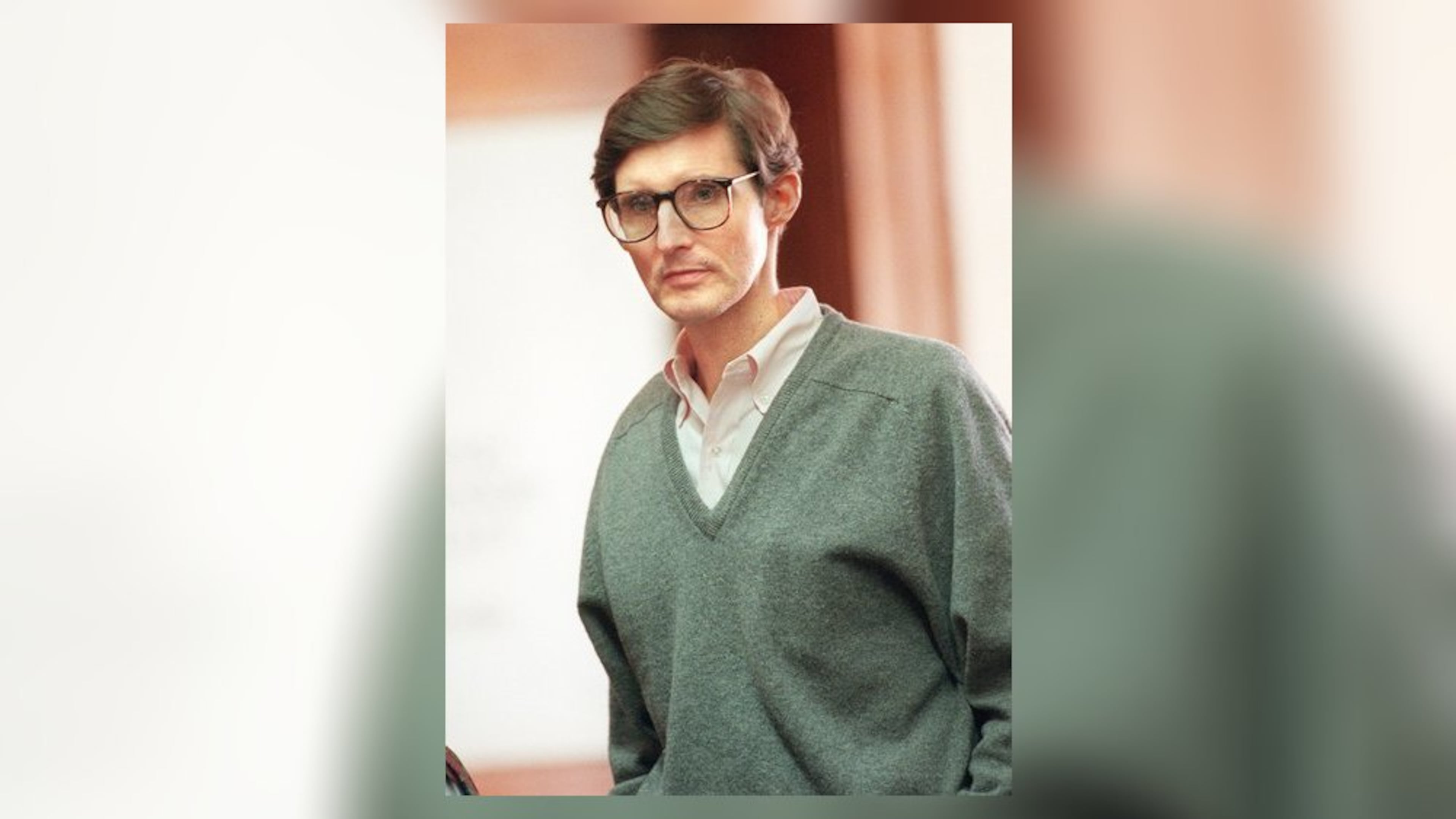 LaFAYETTE, GA. (WALKER COUNTY)—Fred Tokars, shown during a break in court proceedings in this March 1997 file photo at the Walker County Courthouse in LaFayette, Georgia. Tokars was sentenced to life in prison without parole. PHOTO BY ANDY SHARP/STAFF.