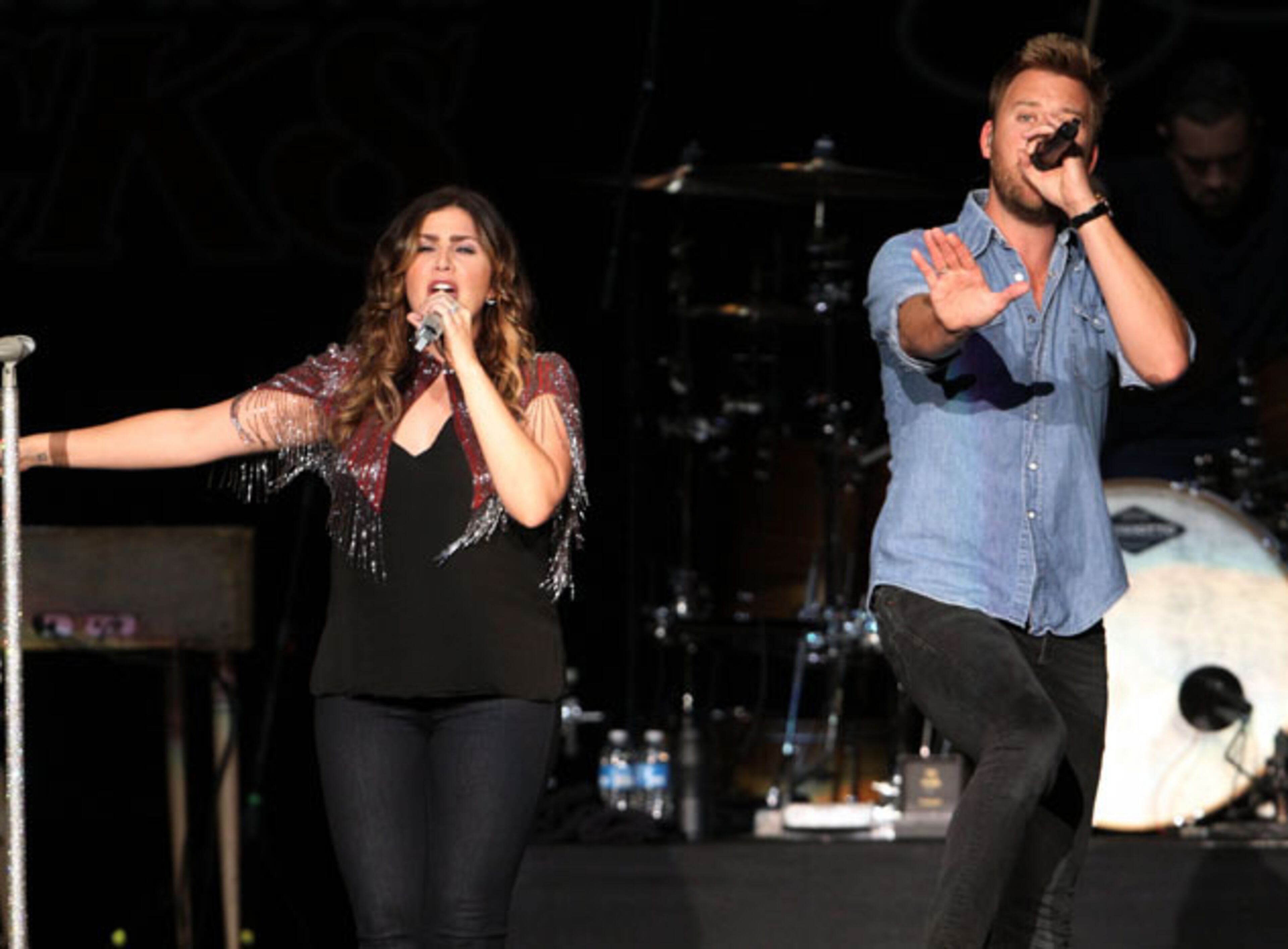 #3 of #25. PLEASE KEEP IN SEQUENTIAL ORDER FOR THE CONTINUITY OF THE GALLERY.
The Annual Kicks 101.5 Country Fair took place on Saturday, October 8, 2016, at Verizon Amphitheatre at Encore Park in Alpharetta. This year's concert featured Lady Antebellum, Jennifer Nettles and Chris Janson, all with ties to Georgia.
Robb Cohen Photography & Video /www.RobbsPhotos.com