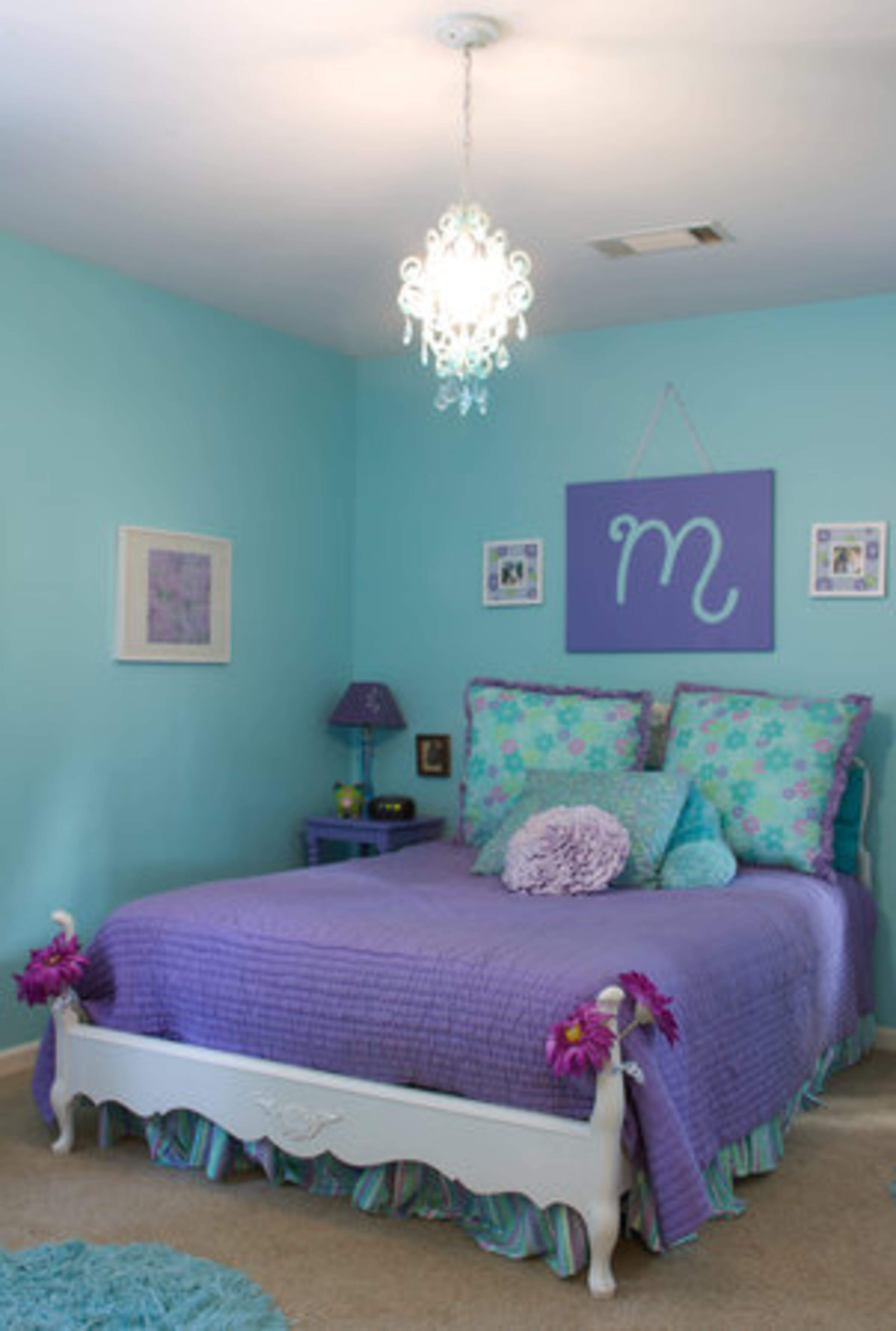 Madi Strickland, 12, spends most of her time in her room listening to music. She chose the color pallet to give her room a cool feel that distinguishes it from the warmer tones present throughout the rest of the house.