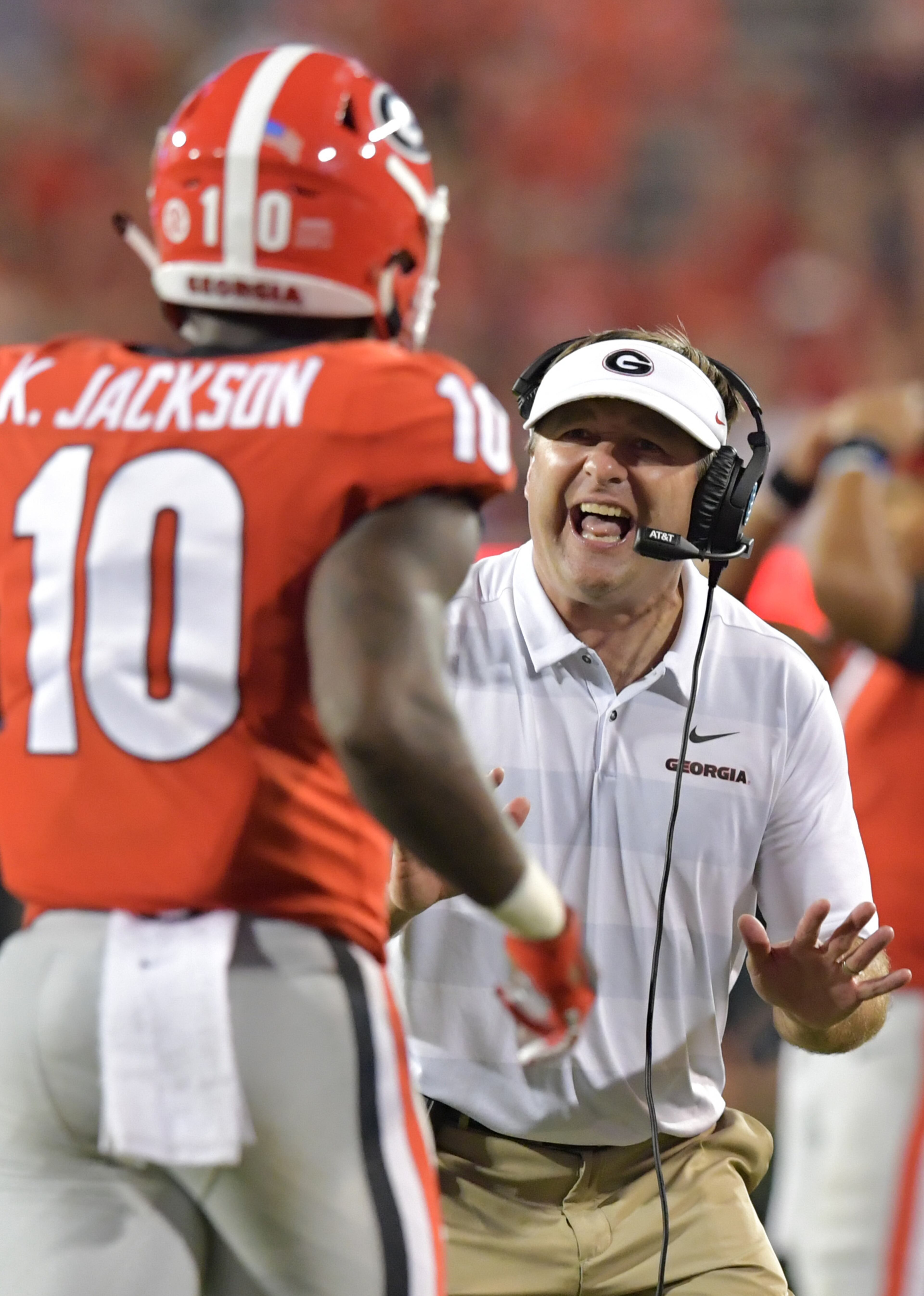 October 6, 2018 Athens - Georgia head coach Kirby Smart instructs Georgia wide receiver Kearis Jackson (10) in the second half during a NCAA college football game at Sanford Stadium in Athens on Saturday, October 6, 2018. Georgia won 41-13 over the Vanderbilt. HYOSUB SHIN / HSHIN@AJC.COM