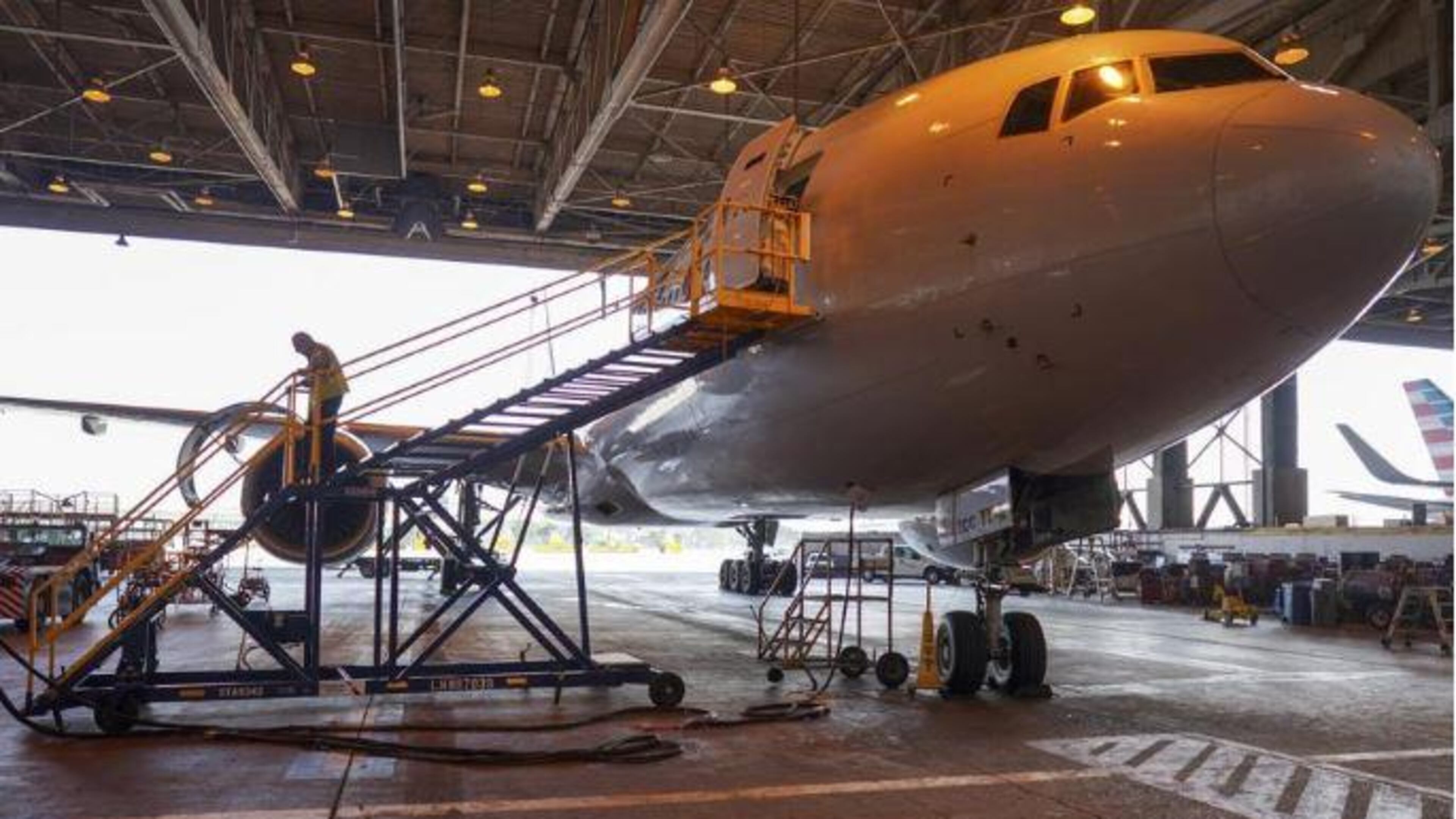 A former aircraft maintenance student from Las Vegas has pleaded guilty to attempting to bribe a test administrator for a passing grade on his Federal Aviation Administration exam.