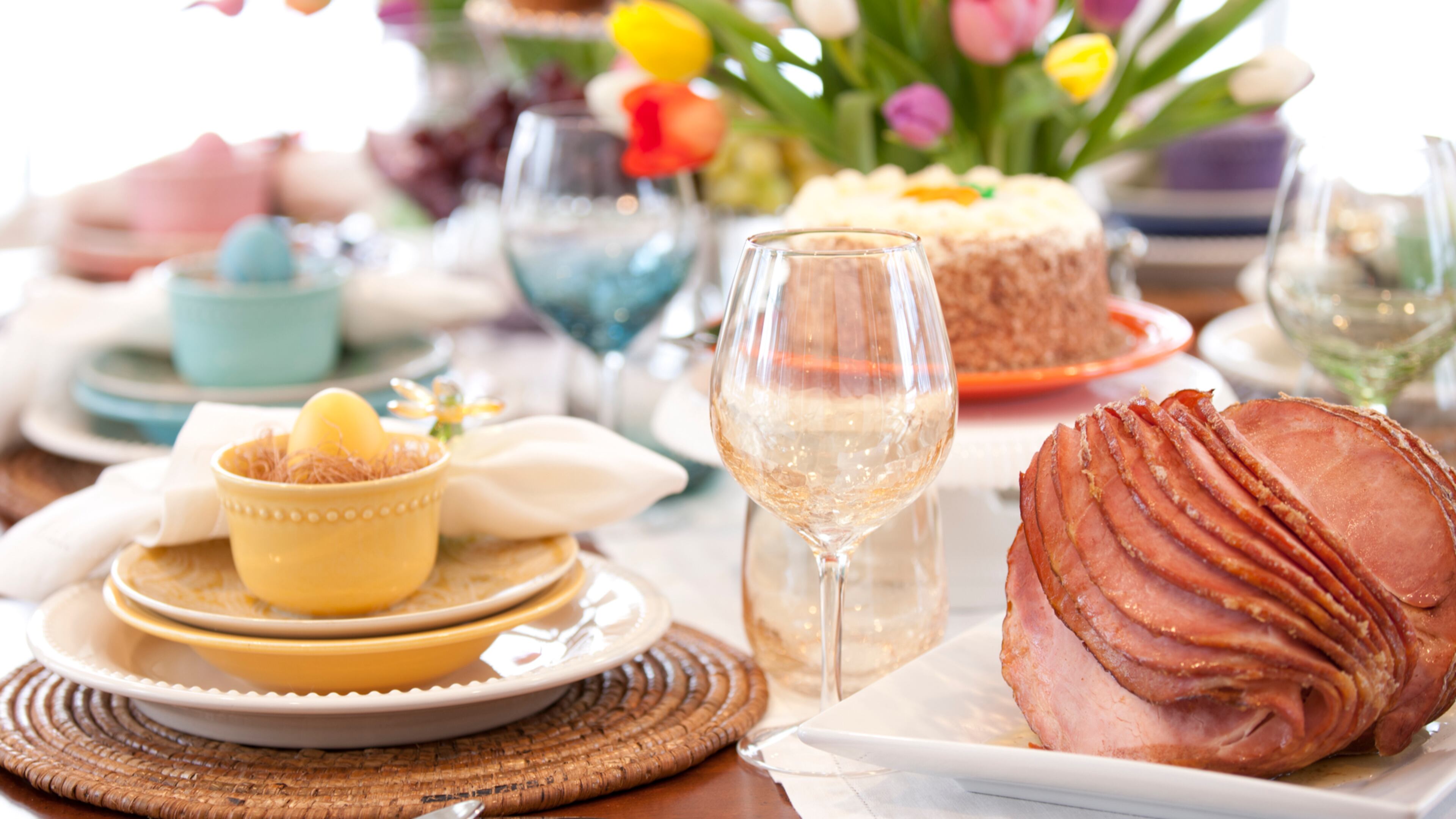 Easter Elegant Place Setting Dining Table with Vase of Tulips