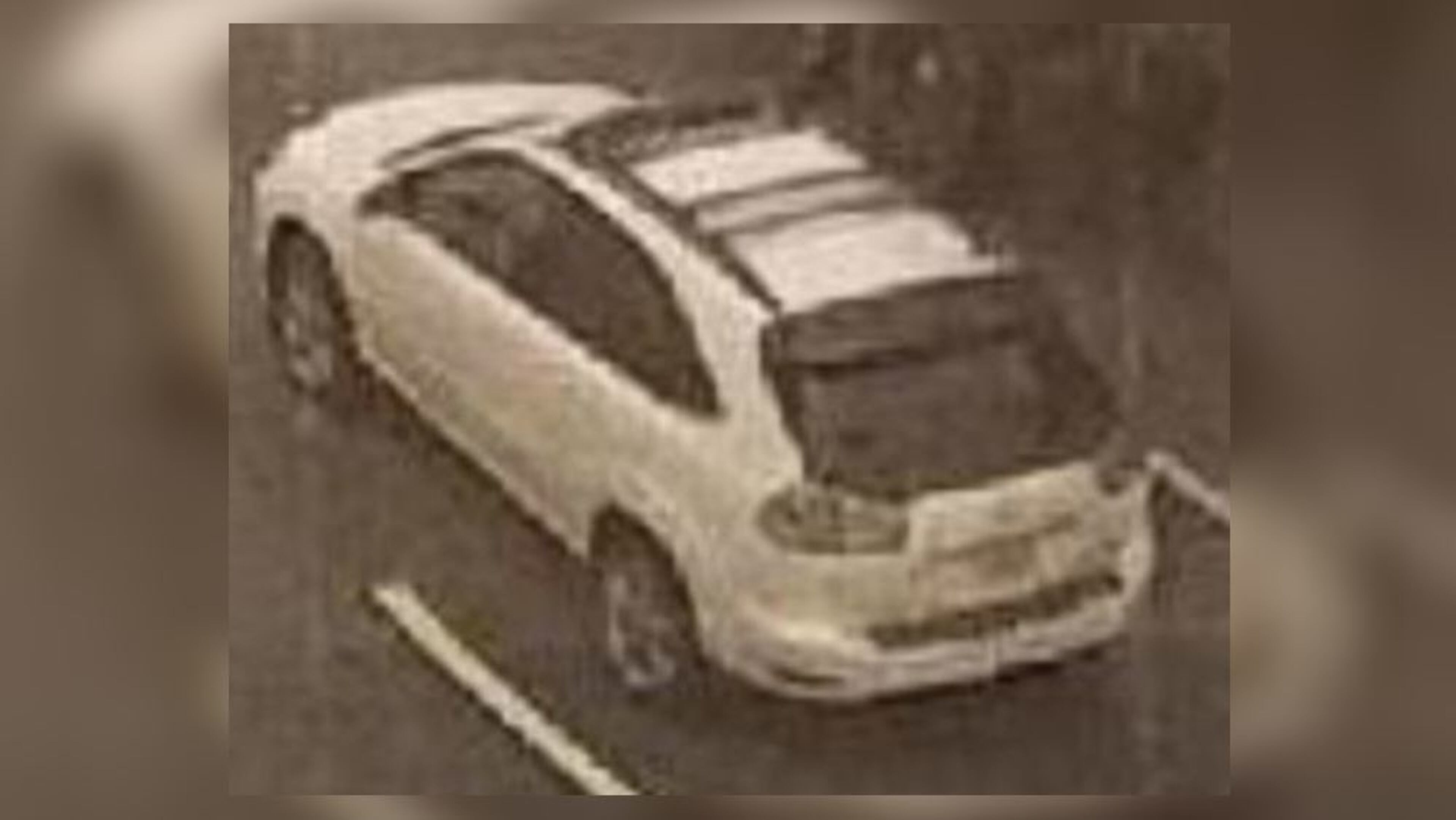 Stephen Richard Seay drives a white 2007 Lexus RX4 with Florida license plate IIWA08. (Credit: Gwinnett County Police Department)