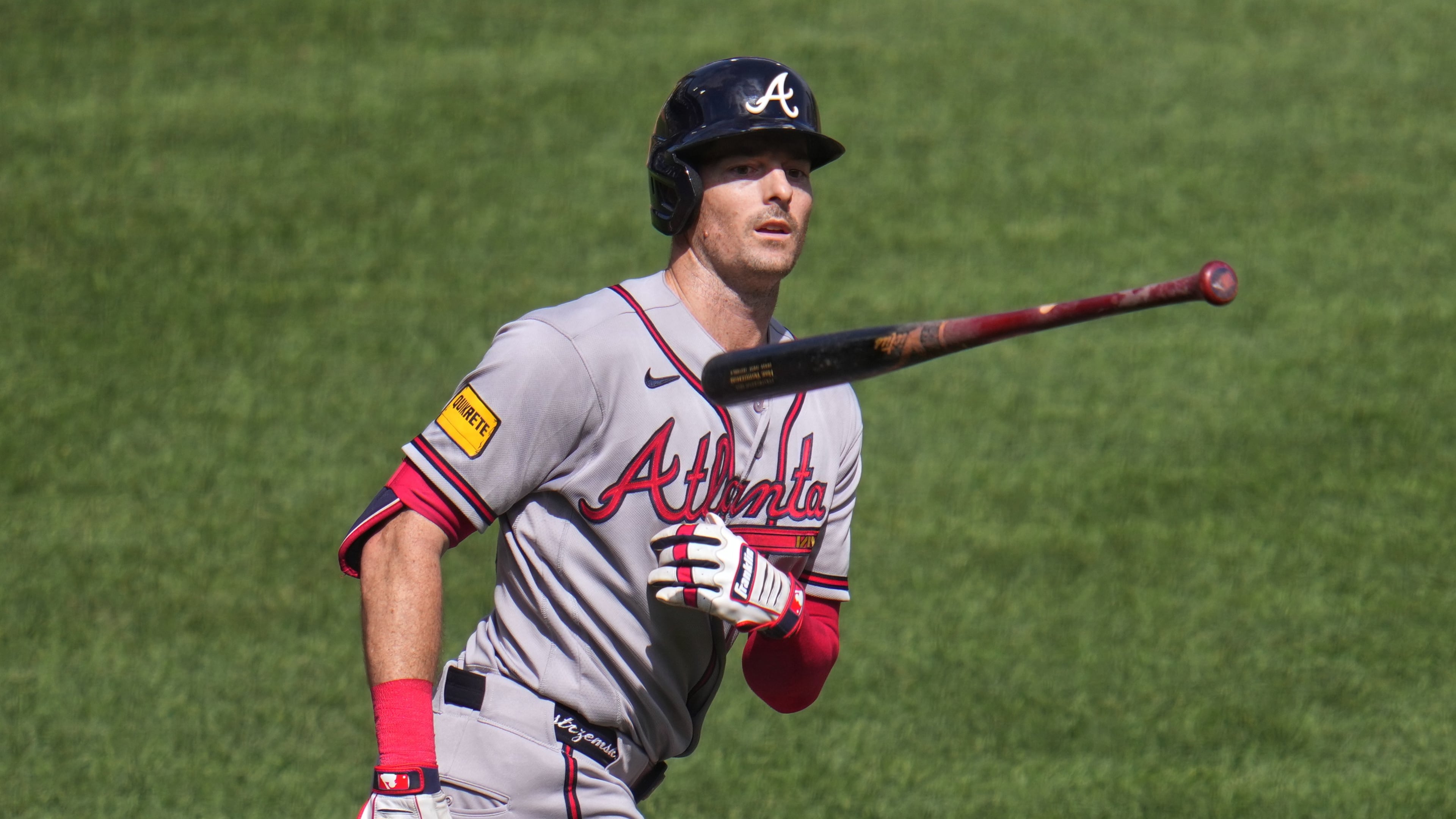 Atlanta Braves' Mike Yastrzemski tosses his bat as he runs down the first base line after hitting a grand slam off Pittsburgh Pirates pitcher Dennis Santana during the ninth inning of a baseball game in Pittsburgh, Thursday, July 9, 2026. (AP Photo/Gene J. Puskar)