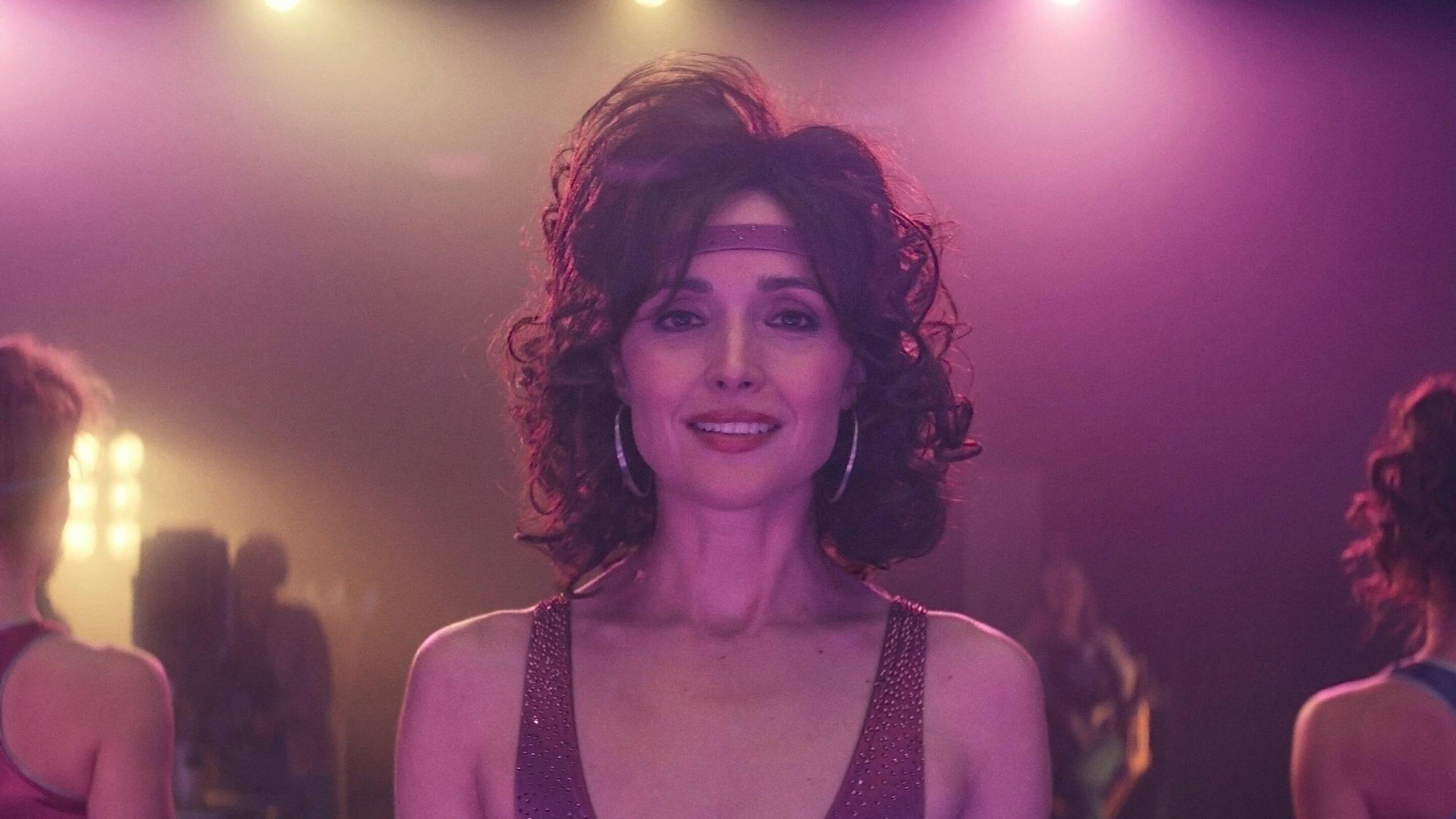 Rose Byrne stars in Apple TV+'s 1980s series "Physical." APPLE TV+