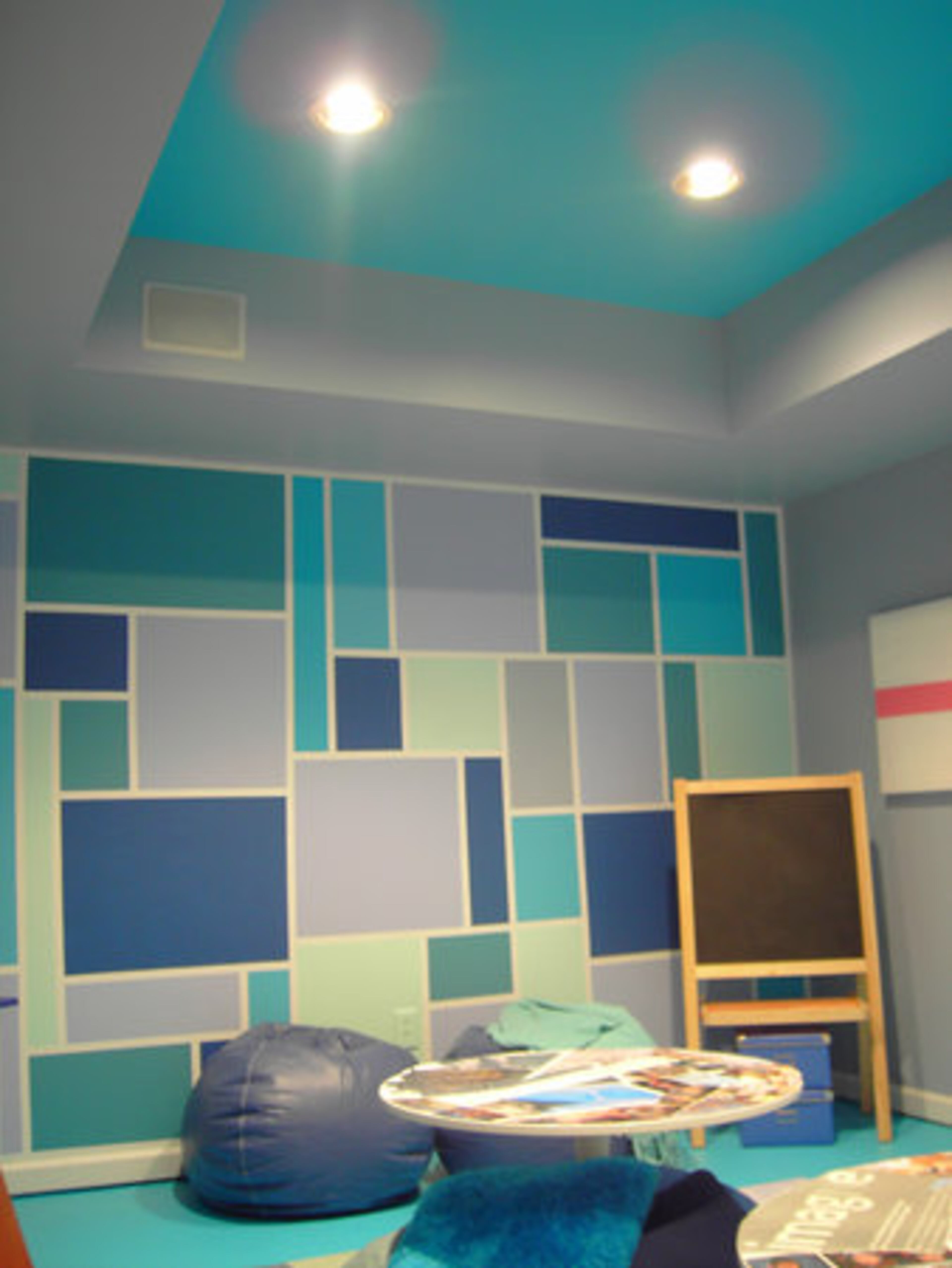 "The room should have comfortable places to sit with tables to put things on," Singleton said.