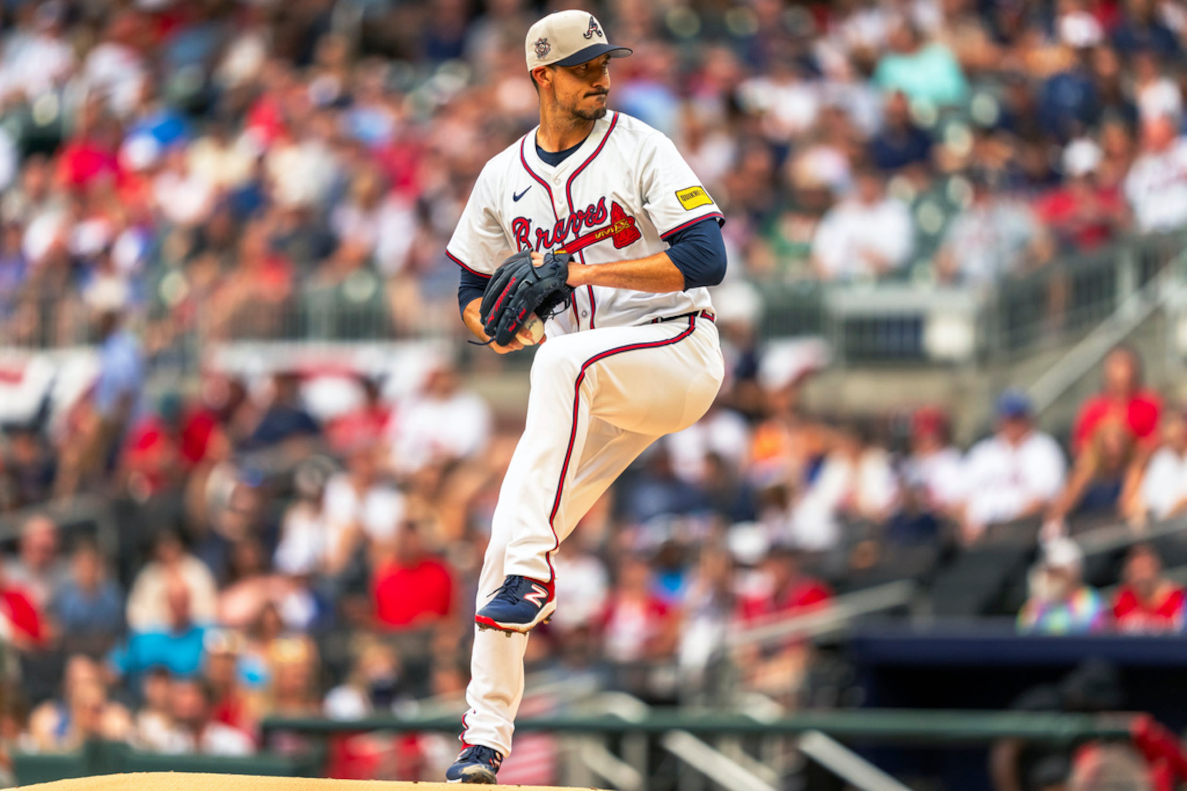 Atlanta Braves pitcher Charlie Morton throws during the first inning of a baseball game against the San Francisco Giants, Thursday, July 4, 2024, in Atlanta. (AP Photo/Jason Allen)