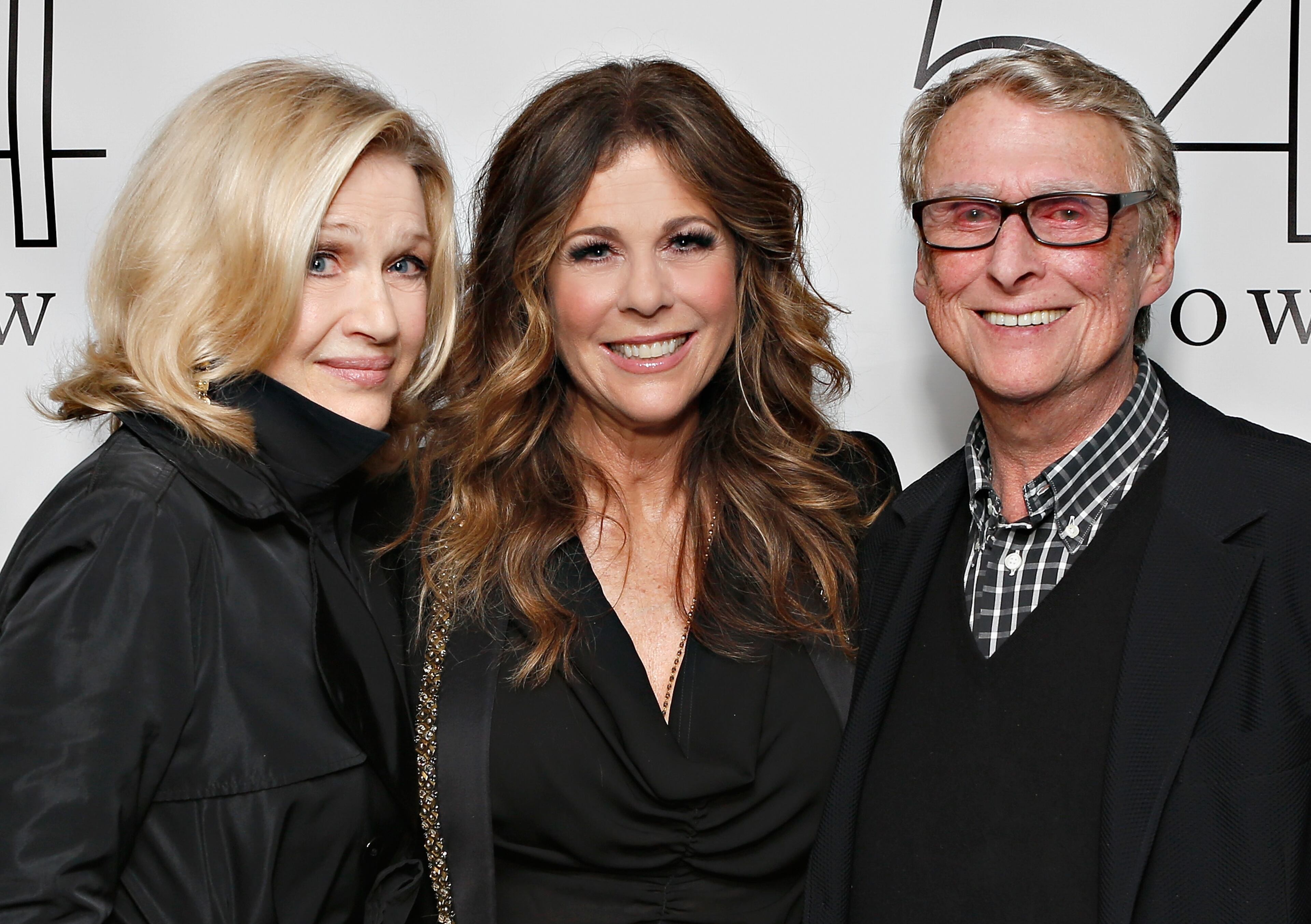Journalist Diane Sawyer (L) and director Mike Nichols (R) pose with actress/ singer Rita Wilson (C) backstage following her performance at 54 Below on April 14, 2013 in New York City. (Photo by Cindy Ord/Getty Images for 54 Below)