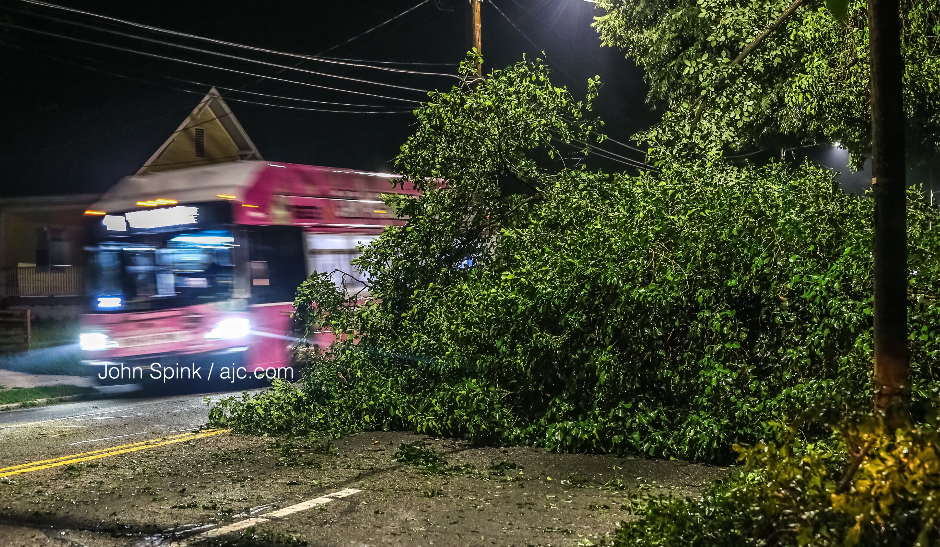 A large tree is down on northbound Moreland Avenue at United Avenue, according to the WSB 24-hour Traffic Center. All lanes are blocked.