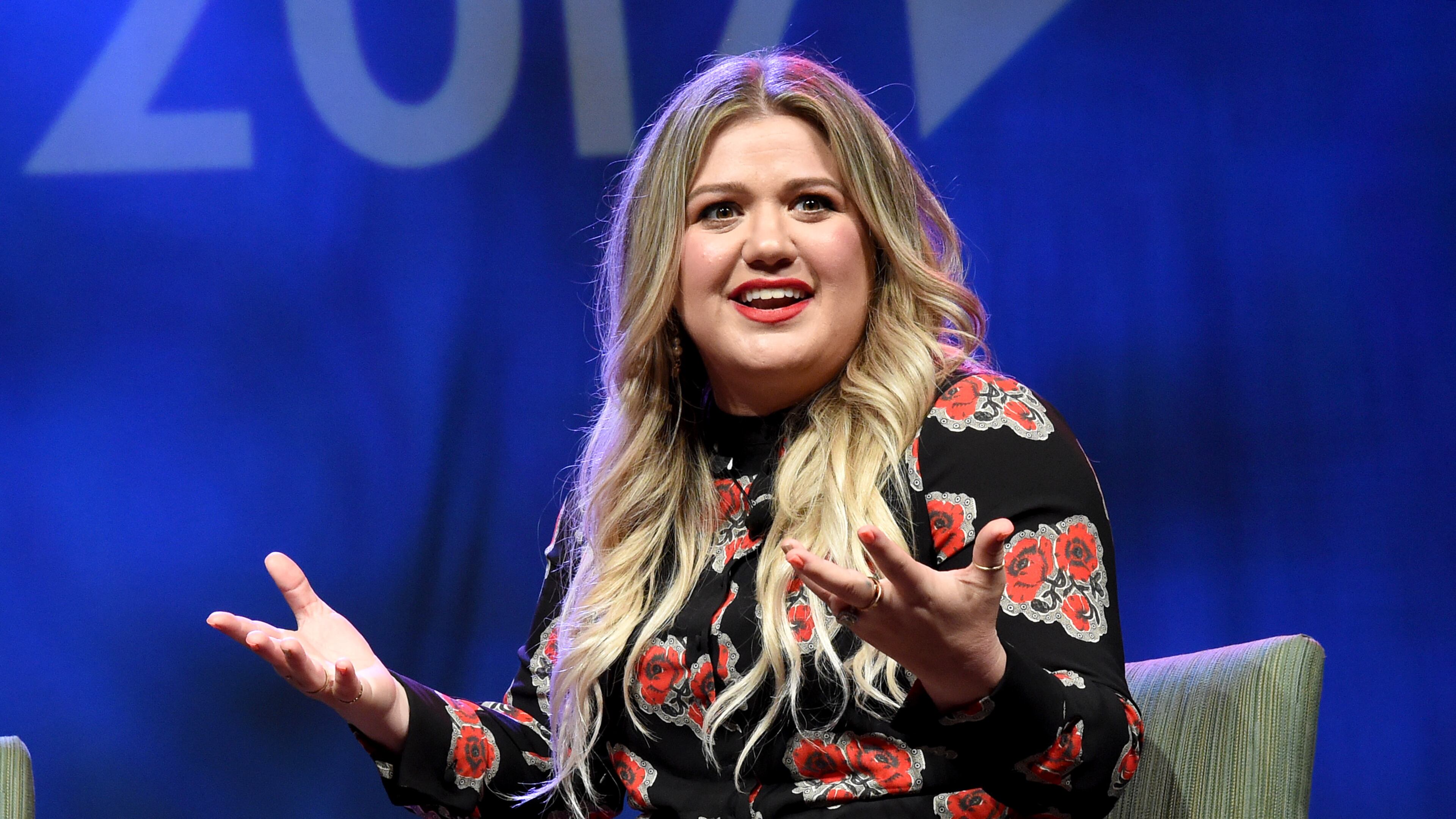 NASHVILLE, TN - MAY 16: Singer-songwriter Kelly Clarkson speaks on the the Featured Presentation: Music's Leading Ladies Speak Out panel powered by Nielsen Music during Music Biz 2017 at Renaissance Nashville Hotel on May 16, 2017 in Nashville, Tennessee. (Photo by Rick Diamond/Getty Images for Music Business Association)