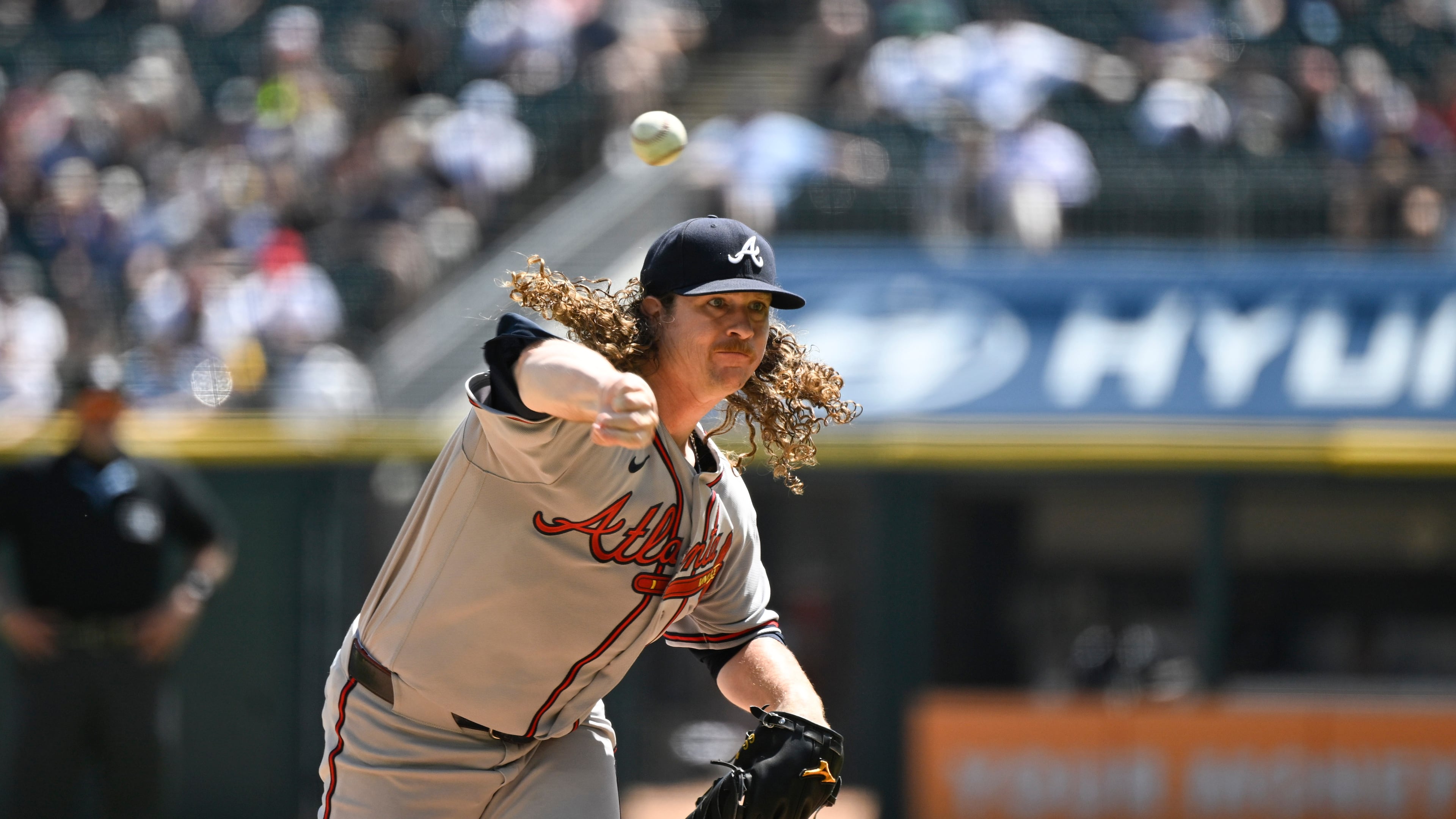 Atlanta Braves pitcher Grant Holmes delivers during the first inning of a baseball game against the Chicago White Sox, Thursday, Aug. 20, 2026, in Chicago. (AP Photo/Matt Marton)