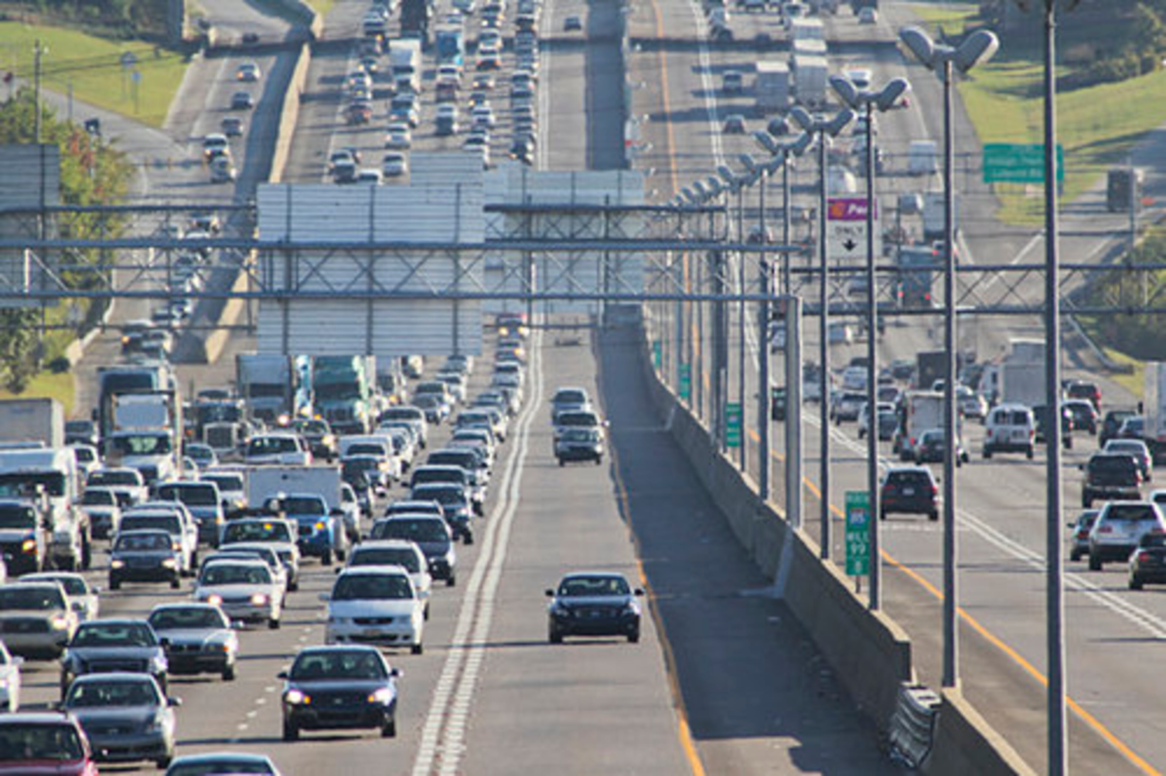 Traffic makes its way south from Indian Trail on I-85 Monday morning with few cars using the HOT lanes.