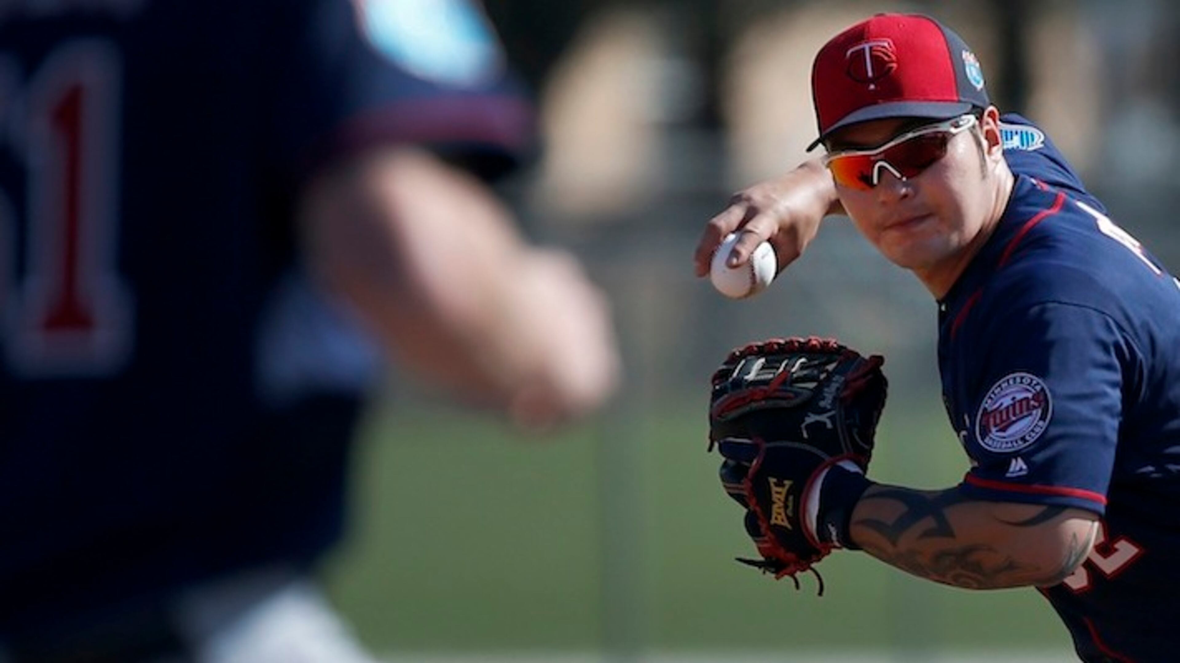 Minnesota Twins' Byung Ho Park prepares to pich on Feb. 28, 2016 in For Myers, Fla. (Carlos Gonzalez/Minneapolis Star Tribuen/TNS)