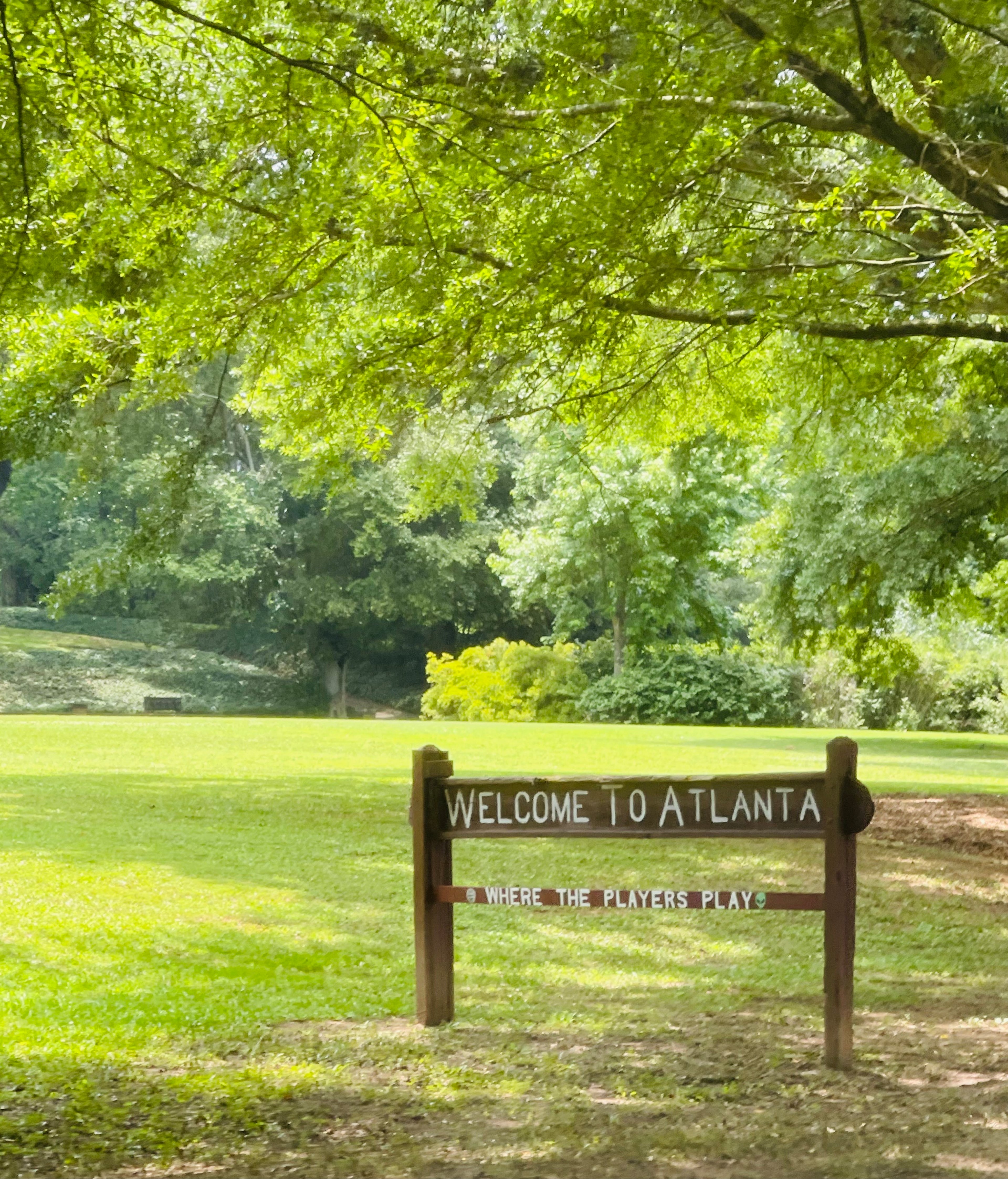 A second board was added underneath the “Welcome to Atlanta” message that read “Where the players play,” an apparent reference to the Jermaine Dupri and Ludacris song. (Courtesy of Julia Pallotta)