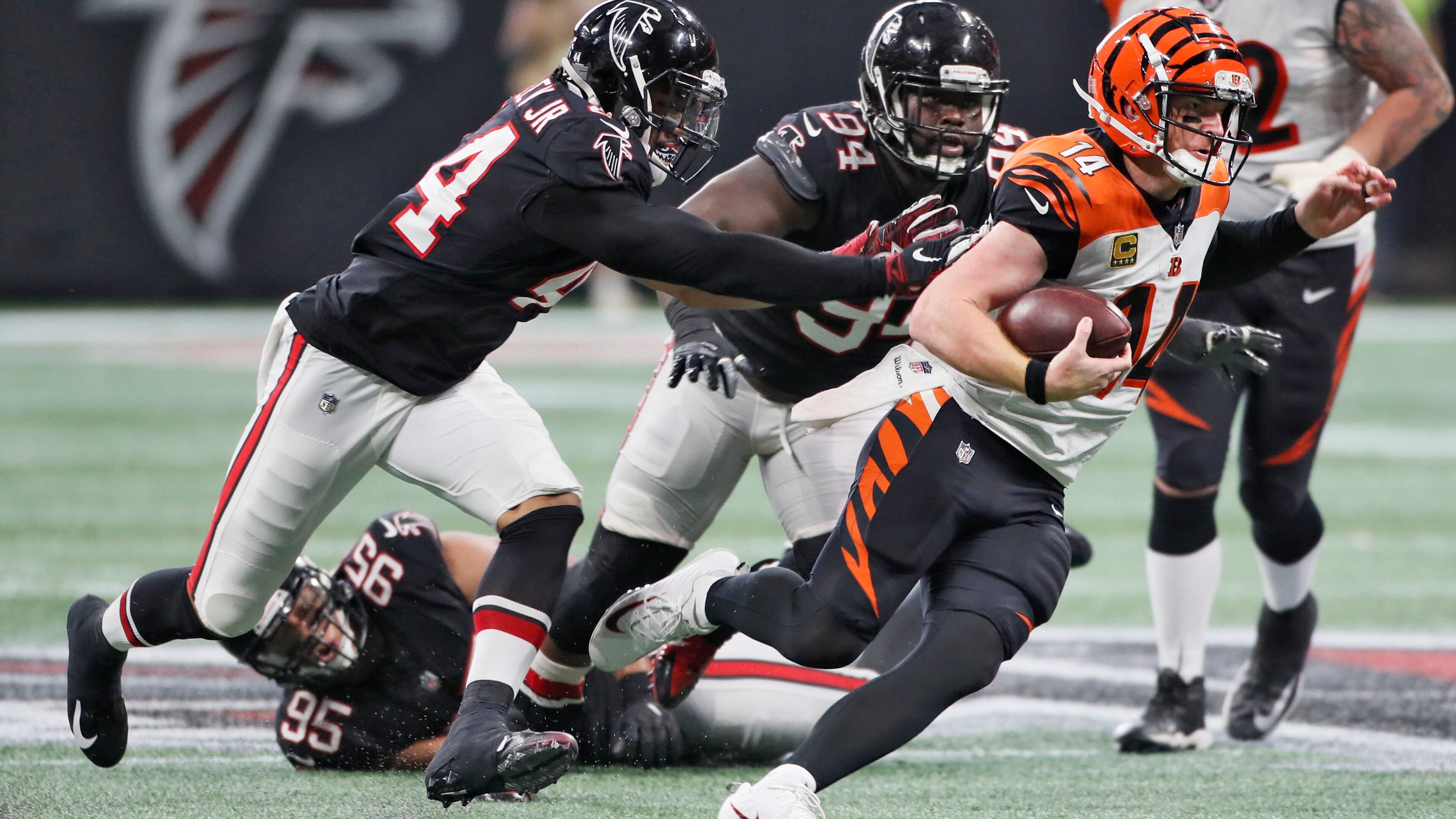 Yes, more of this please: Falcons Vic Beasley (44) joins the hot pursuit of Cincinnati quarterback Andy Dalton last season. (BOB ANDRES / BANDRES@AJC.COM)