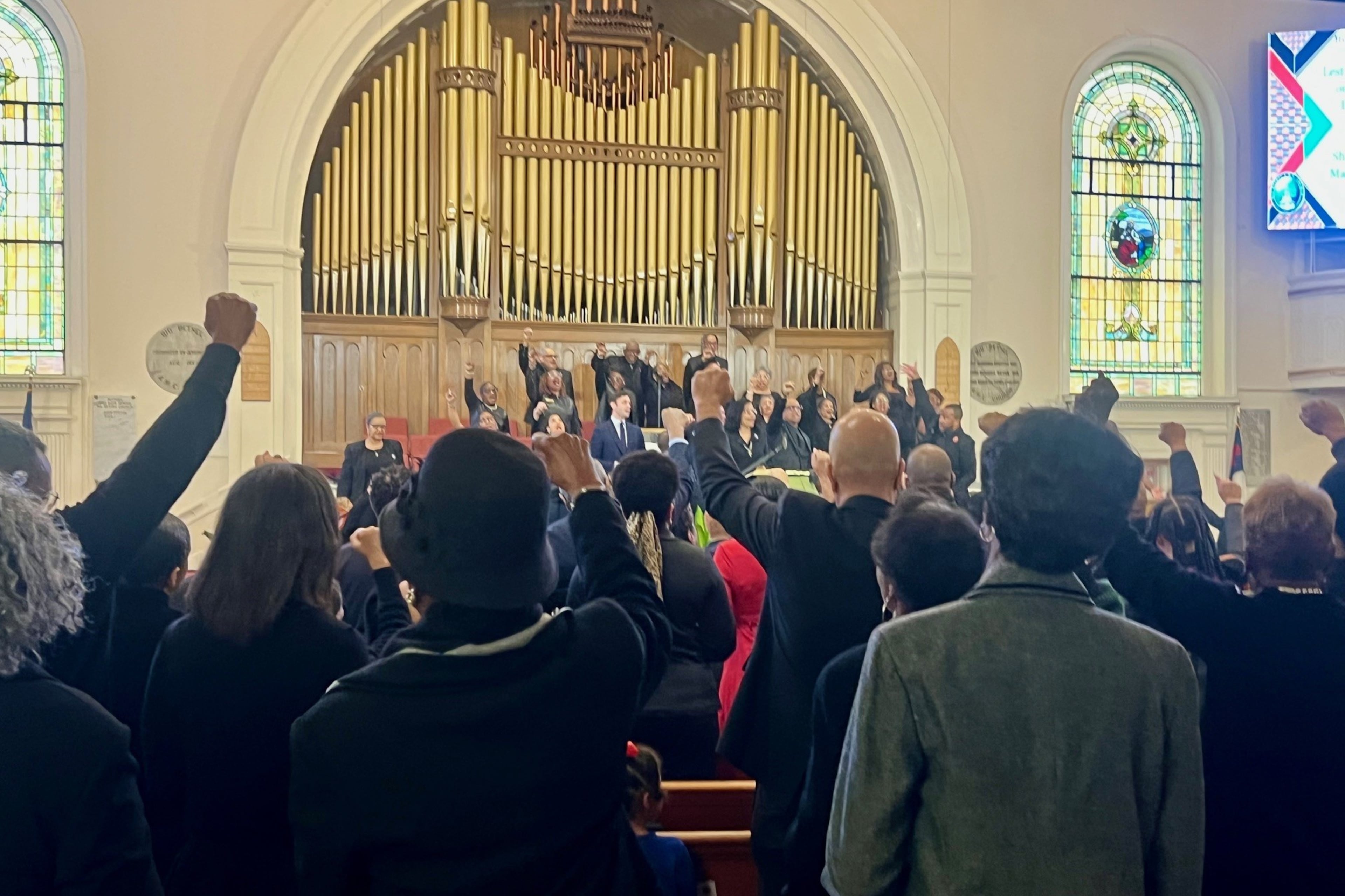 Worshippers attend the "Social Justice Sunday" service at Big Bethel A.M.E. Church in Atlanta, where Democratic U.S. Sen. Jon Ossoff was a featured speaker Sunday. (Patricia Murphy/AJC)