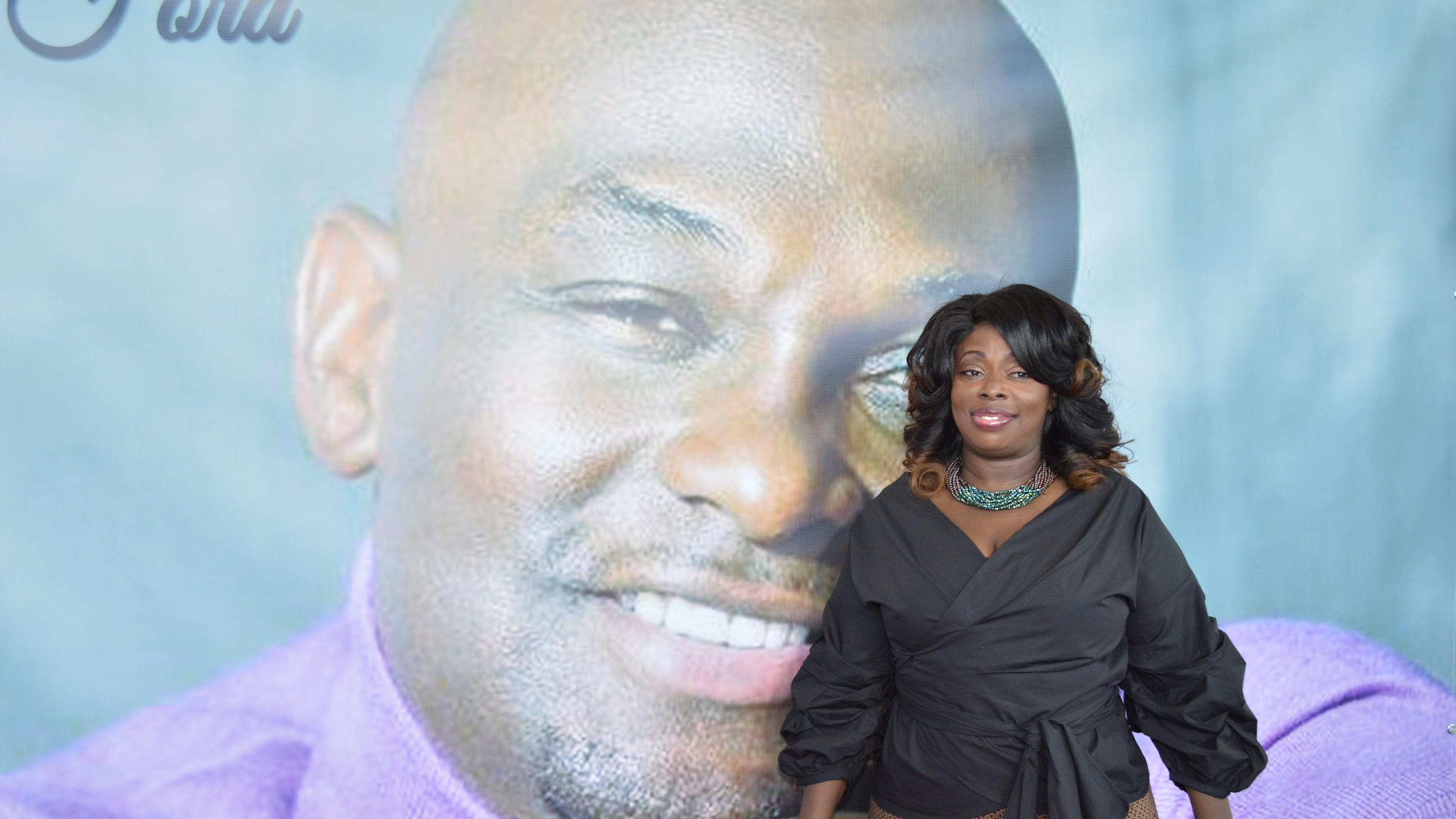 Singer and actress Angie Stone at the memorial service for Tommy Ford in Decatur. Stone unveiled a tweaked video of her hit, “Brotha” in honor of Ford. CREDIT: Stanley L. Raper.