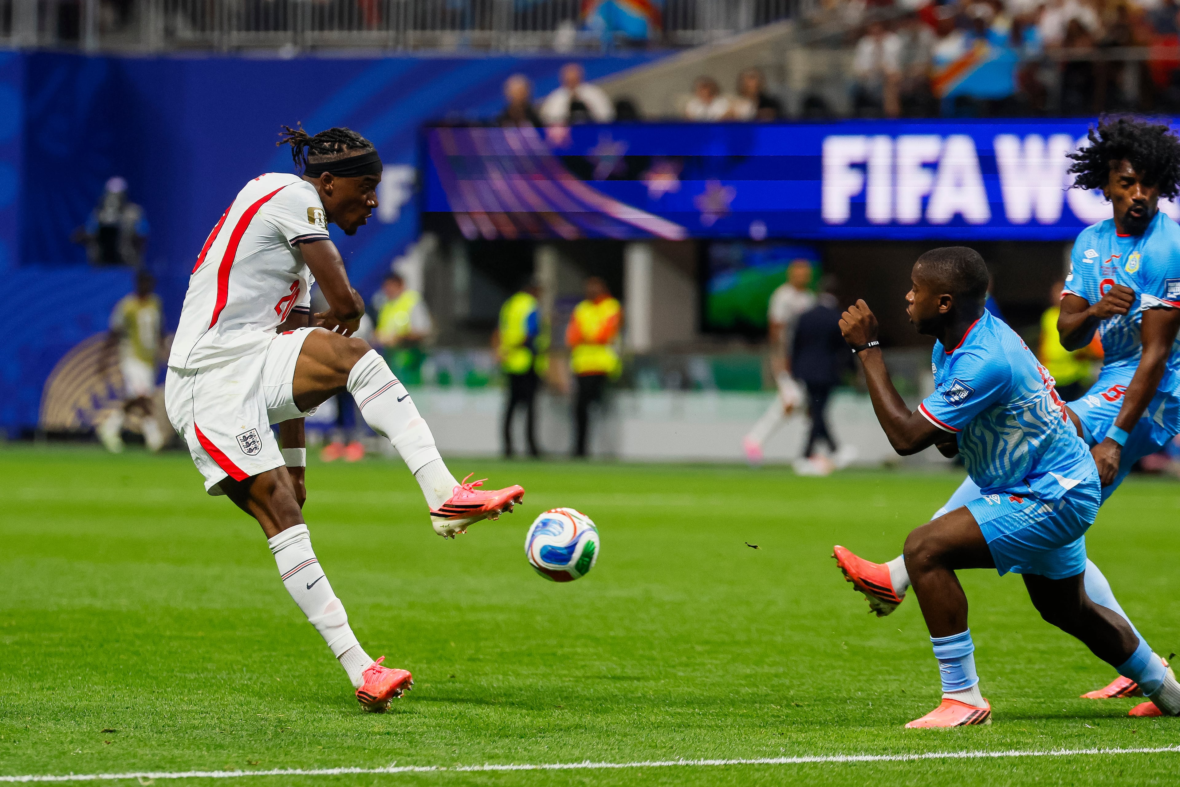 England forward Noni Madueke (left) attempts a kick on goal against Congo during the first half of a FIFA World Cup round of 32 match at Atlanta Stadium (Mercedes-Benz Stadium) on Wednesday, July 1, 2026, in Atlanta. (Miguel Martinez/AJC)