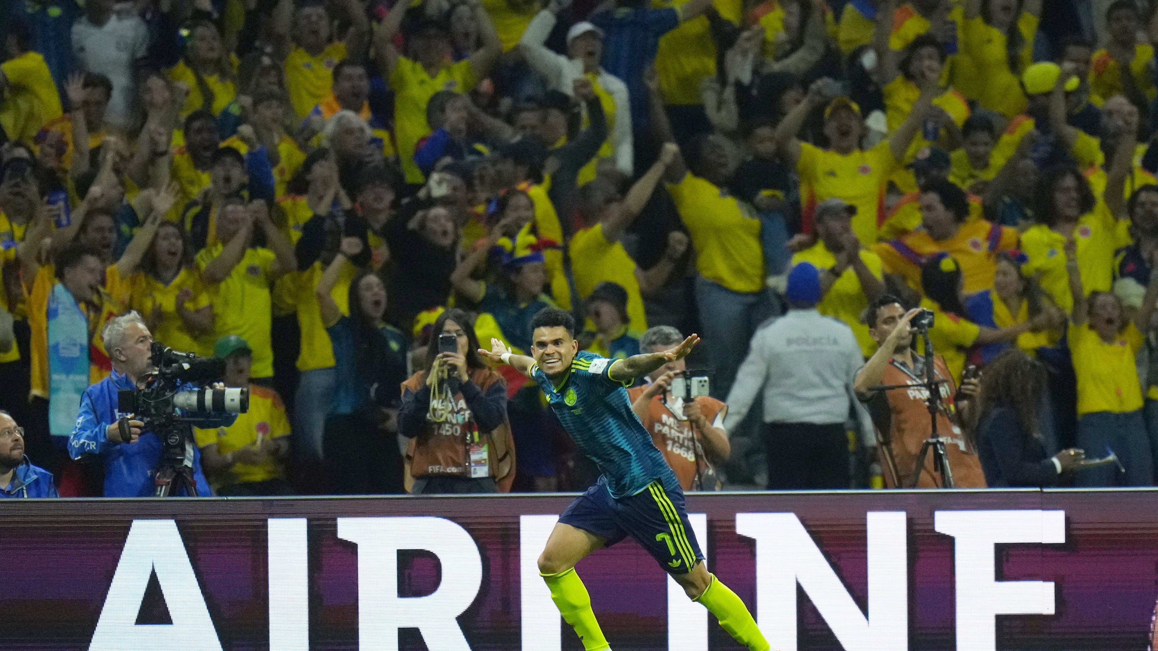 Colombia's Luis Diaz (7) celebrates after scoring his team's second goal during the World Cup Group K soccer match between Uzbekistan and Colombia in Mexico City, Wednesday, June 17, 2026. (AP Photo/Eduardo Verdugo)