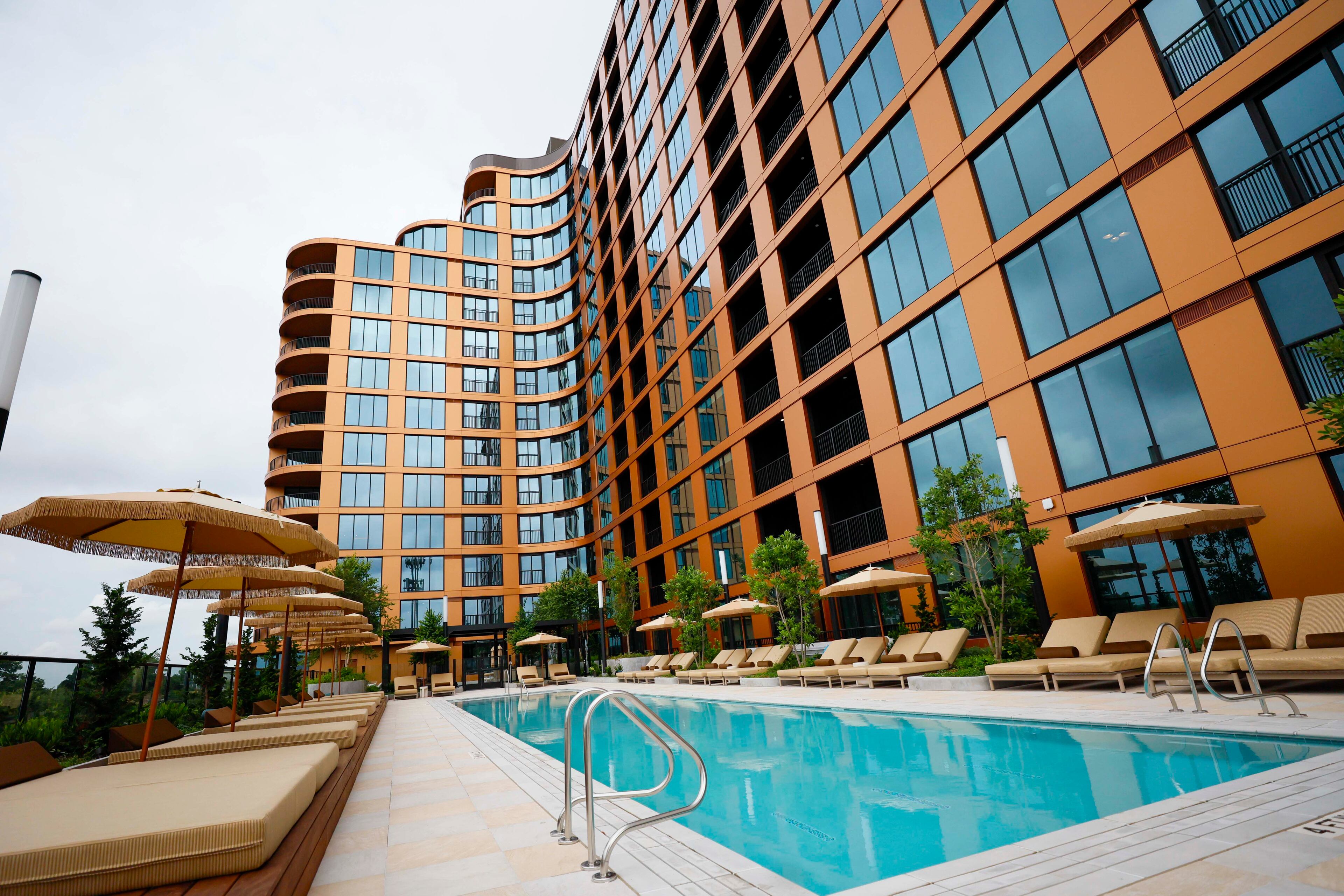 Stella has a spacious swimming pool on the seventh floor. The Star Metals District is one of the largest areas in West Midtown. (Miguel Martinez/ AJC)