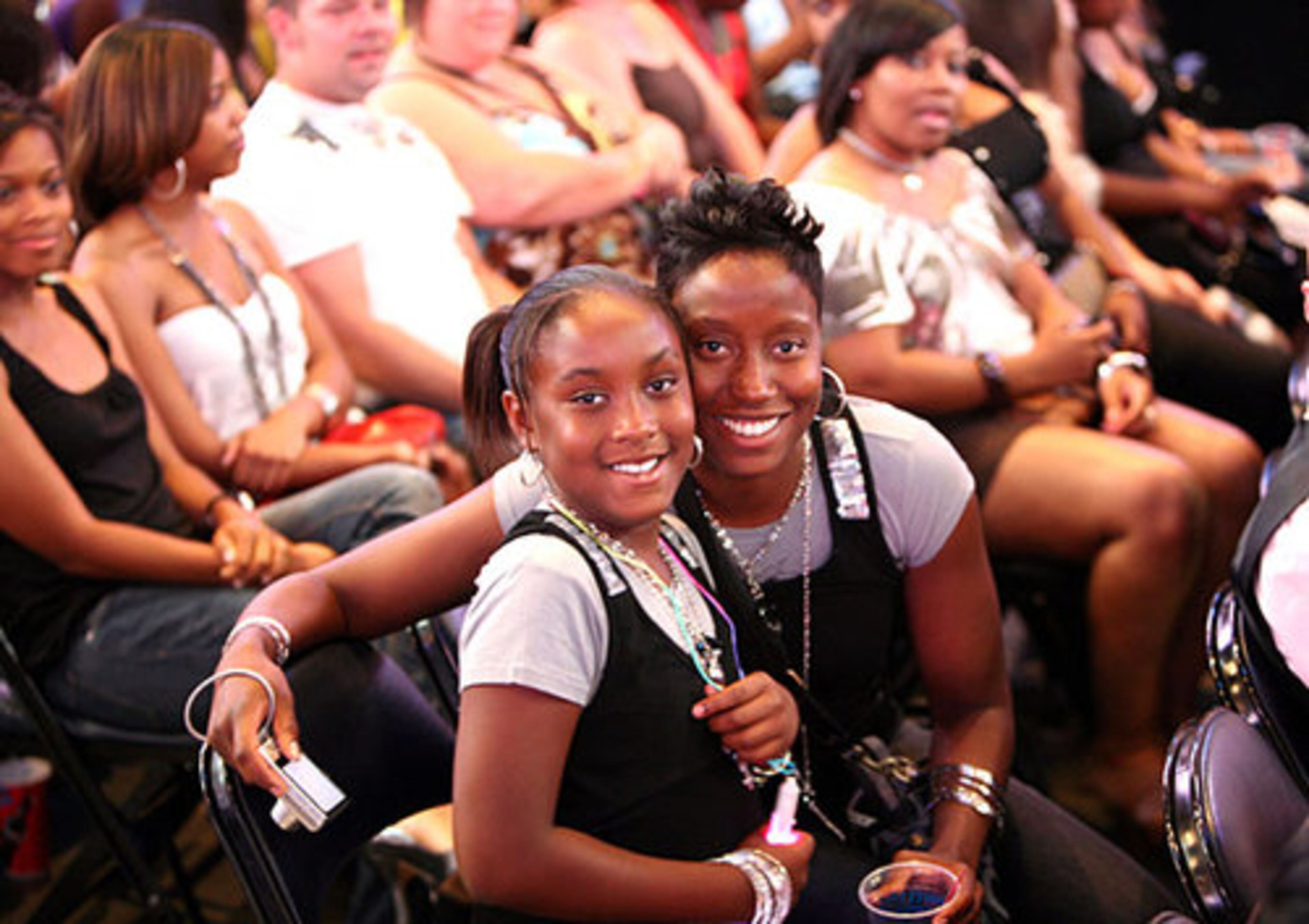 Kaliyah and Tanya Potts wait for Beyonce to perform.