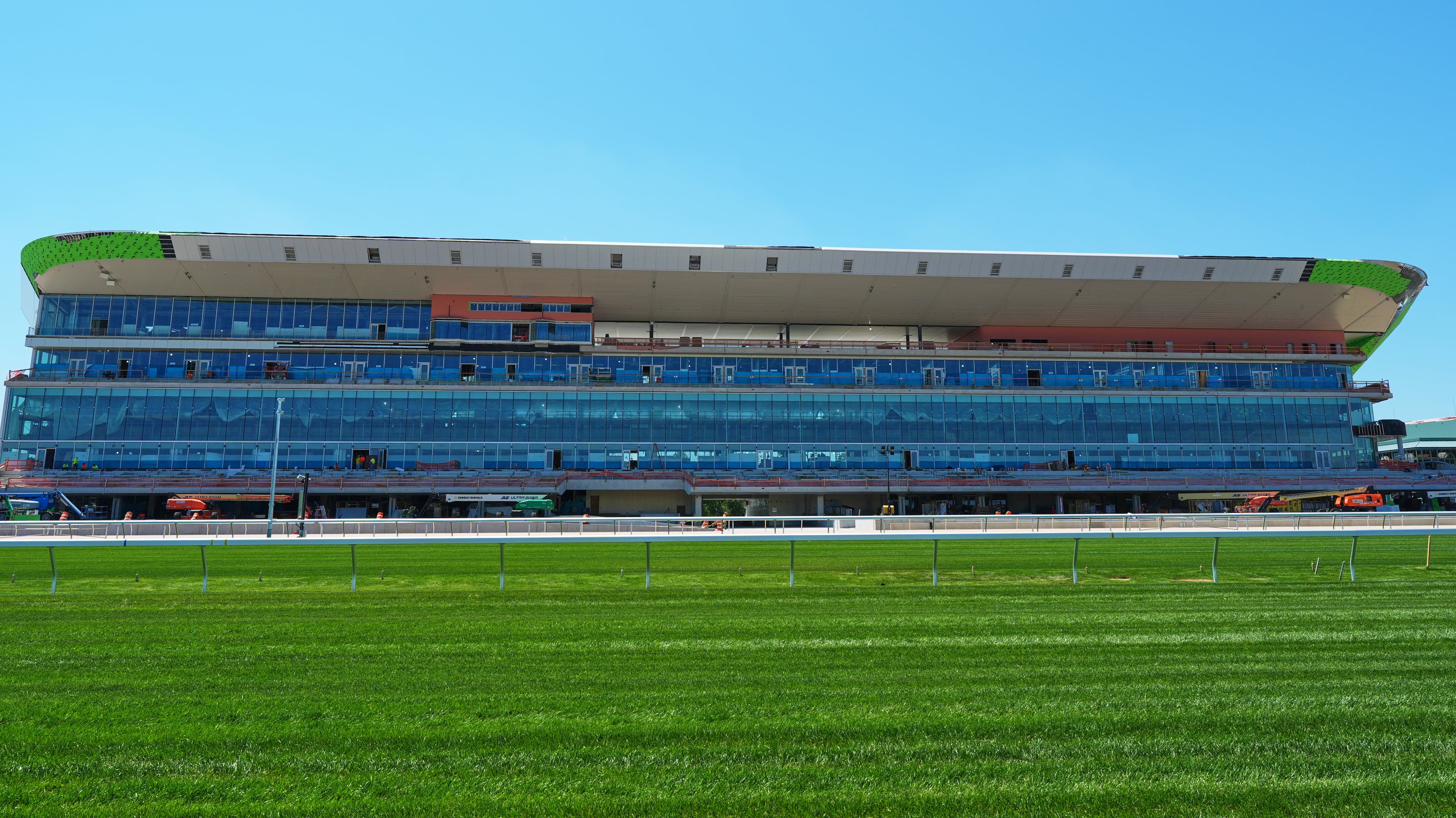 Contruction contineus at Belmont Park Tuesday, May 19, 2026, in Elmont, N.Y. (AP Photo/Frank Franklin II)