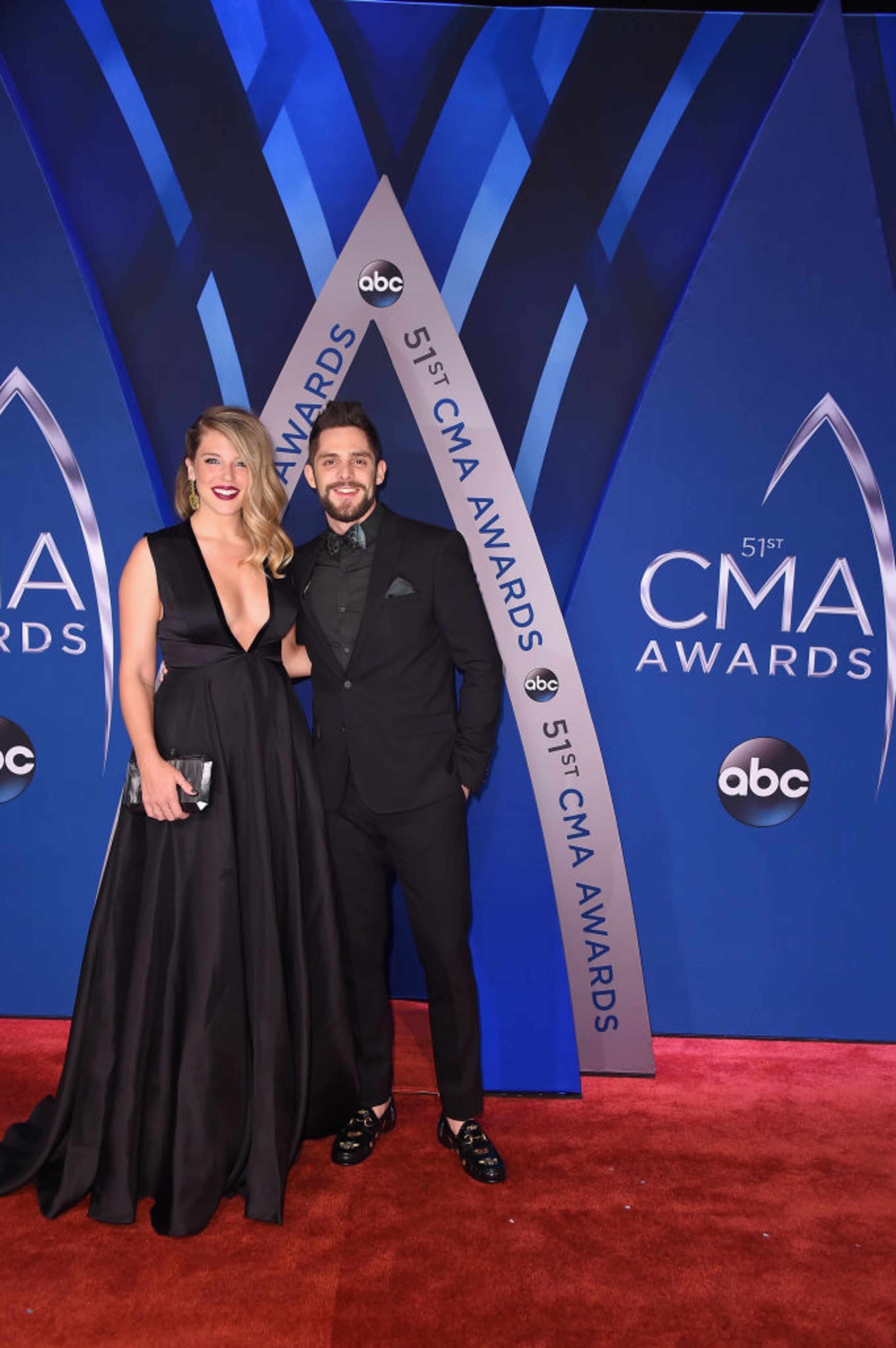 NASHVILLE, TN - NOVEMBER 08: Lauren Akins and singer-songwriter Thomas Rhett attends the 51st annual CMA Awards at the Bridgestone Arena on November 8, 2017 in Nashville, Tennessee. (Photo by Michael Loccisano/Getty Images)