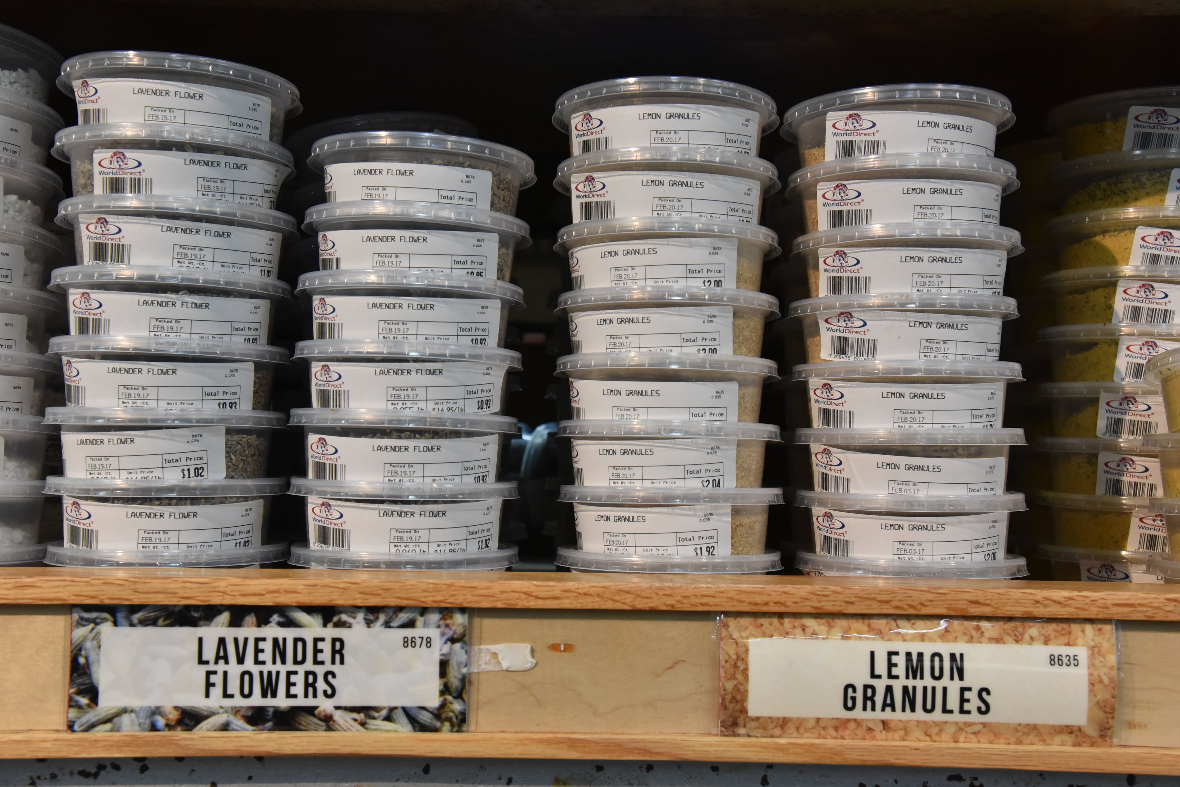 FOR USE WITH DEKALB FARMERS MARKET STORIES ONLYFebruary 24, 2017 Decatur - Produce Spices
at DeKalb Farmers Market on Friday, February 24, 2017. For a guide to the DeKalb Farmers Market. HYOSUB SHIN / HSHIN@AJC.COM