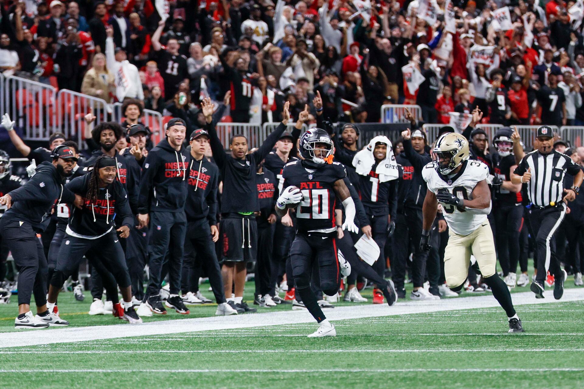 Falcons hold off Saints in season finale, finishing with 4-game win streak