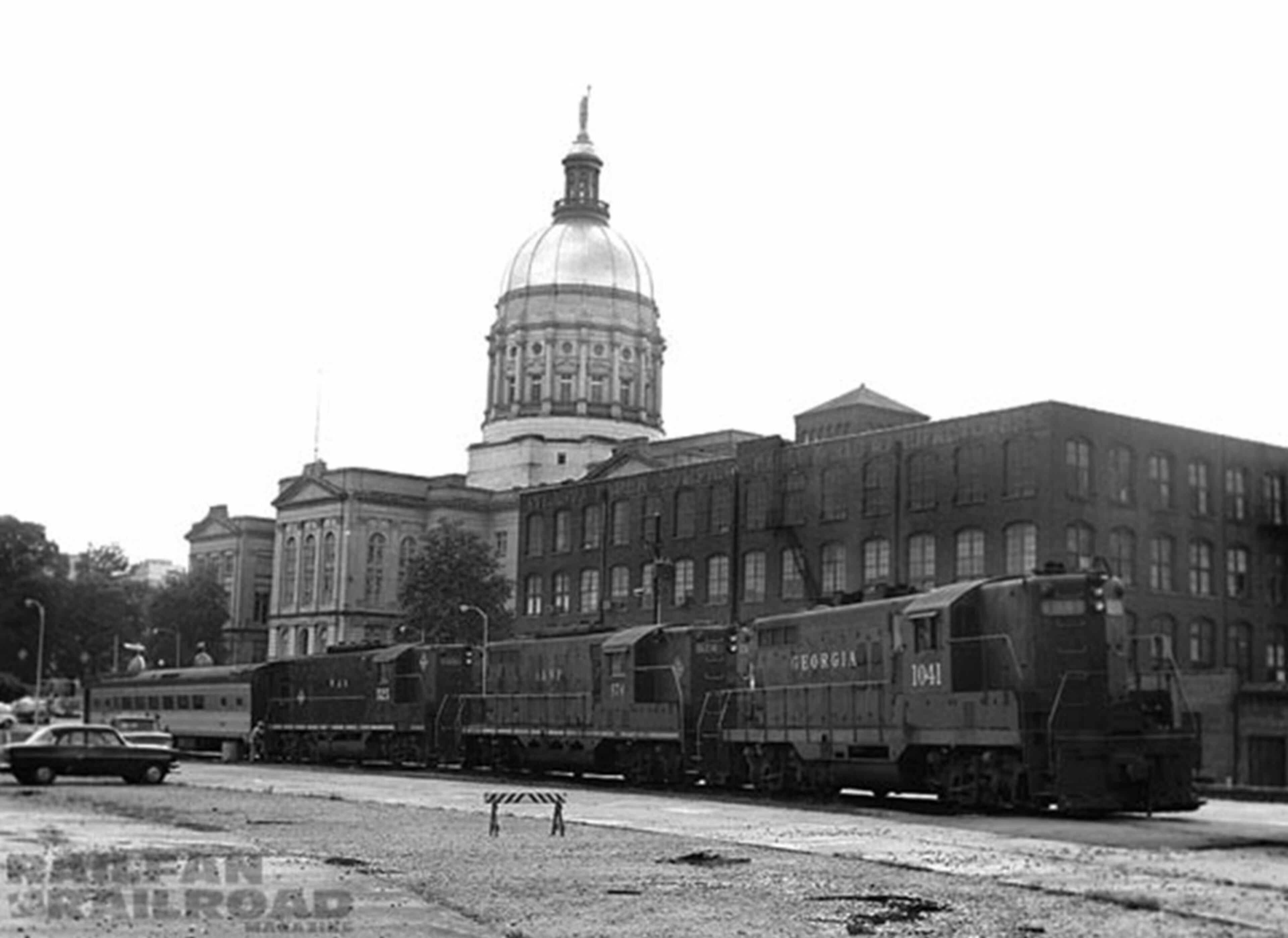 This 1971 photo shows how closely trains ran to the state Capitol during the administration of Gov. Jimmy Carter. (Provided by the Georgia Building Authority)