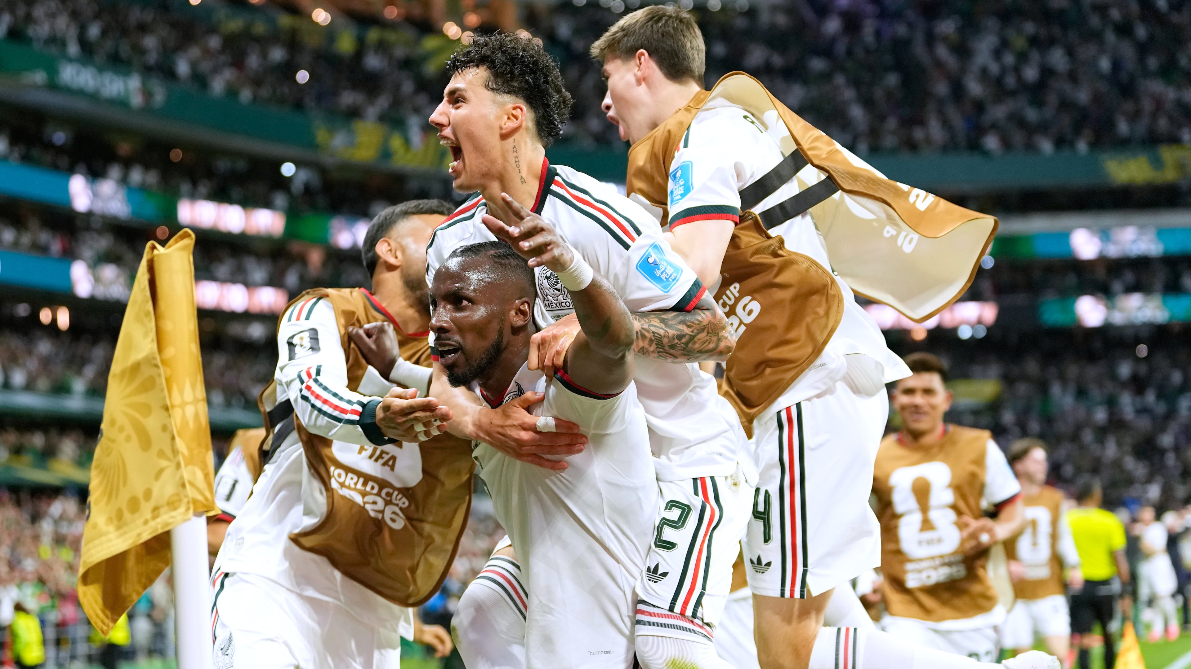 Mexico's Julian Quinones celebrates scoring his side's second goal against Czechia during a World Cup Group A soccer match in Mexico City, Wednesday, June 24, 2026. (AP Photo/Silvia Izquierdo)