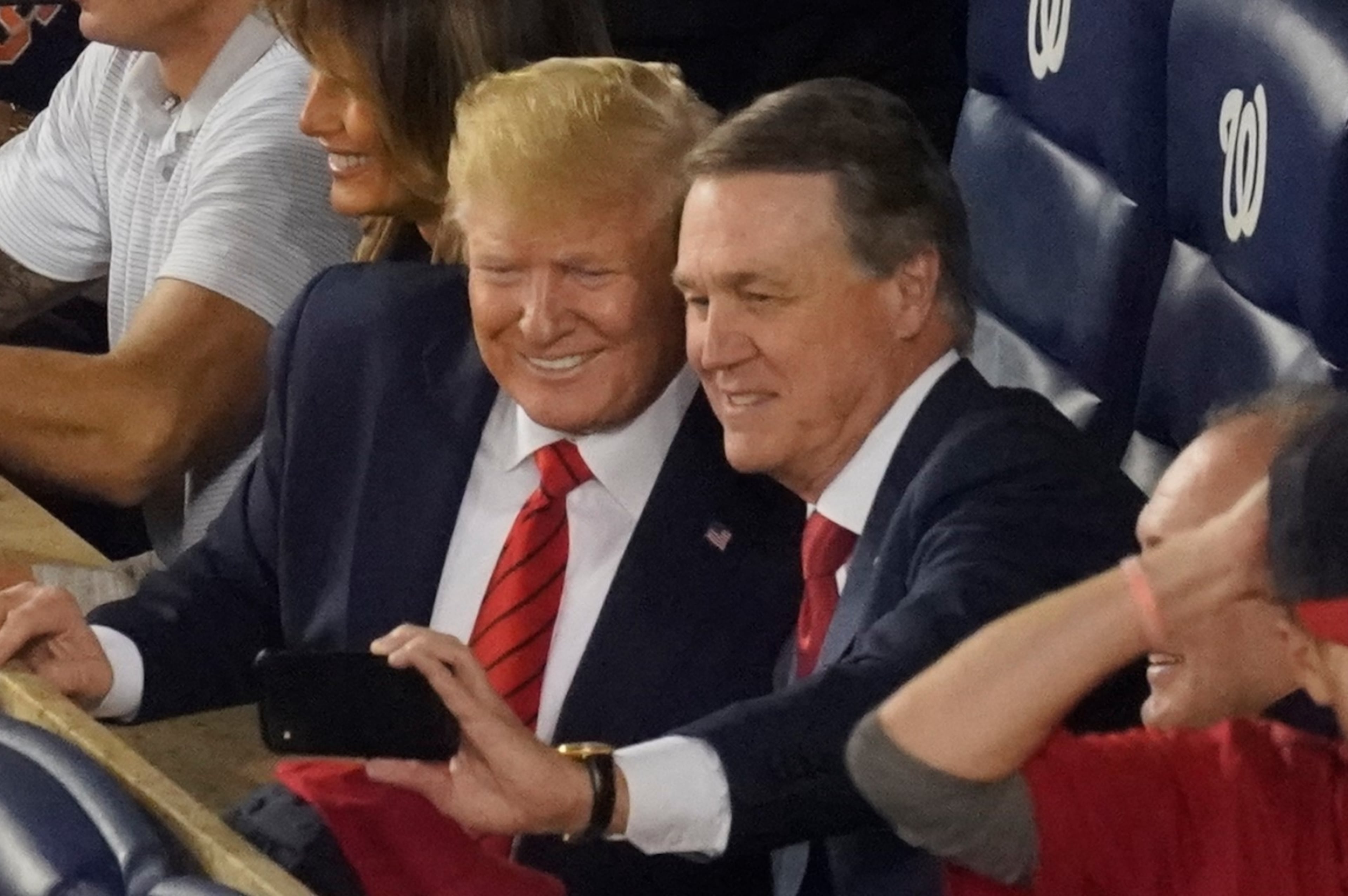 Perdue Trump
