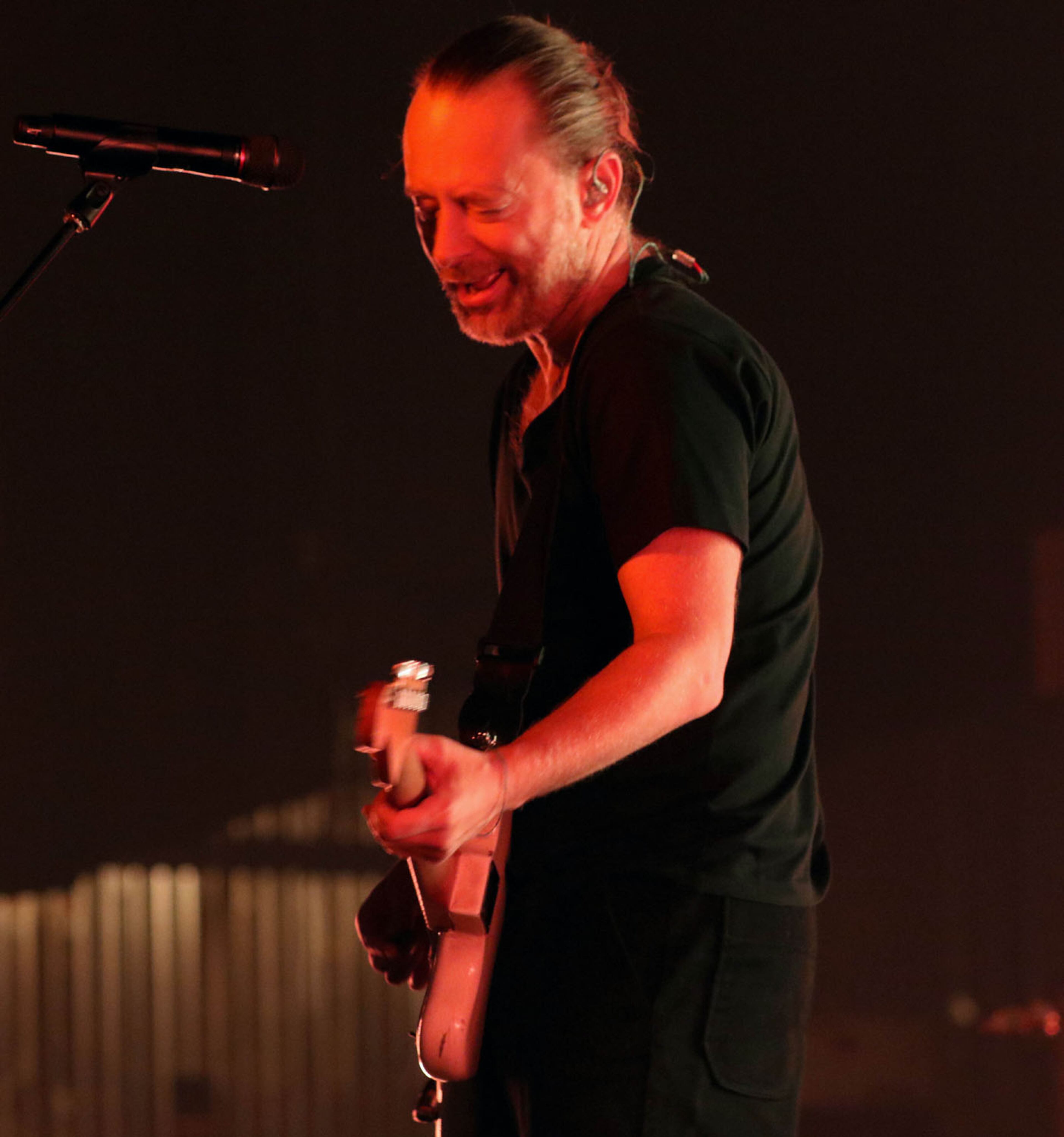 Thom Yorke, the genius and voice behind Radiohead, played to a sold out Fox Theatre crowd on Sunday, October 6, 2019, with Andrea Belfi opening.
Robb Cohen Photography & Video /RobbsPhotos.com