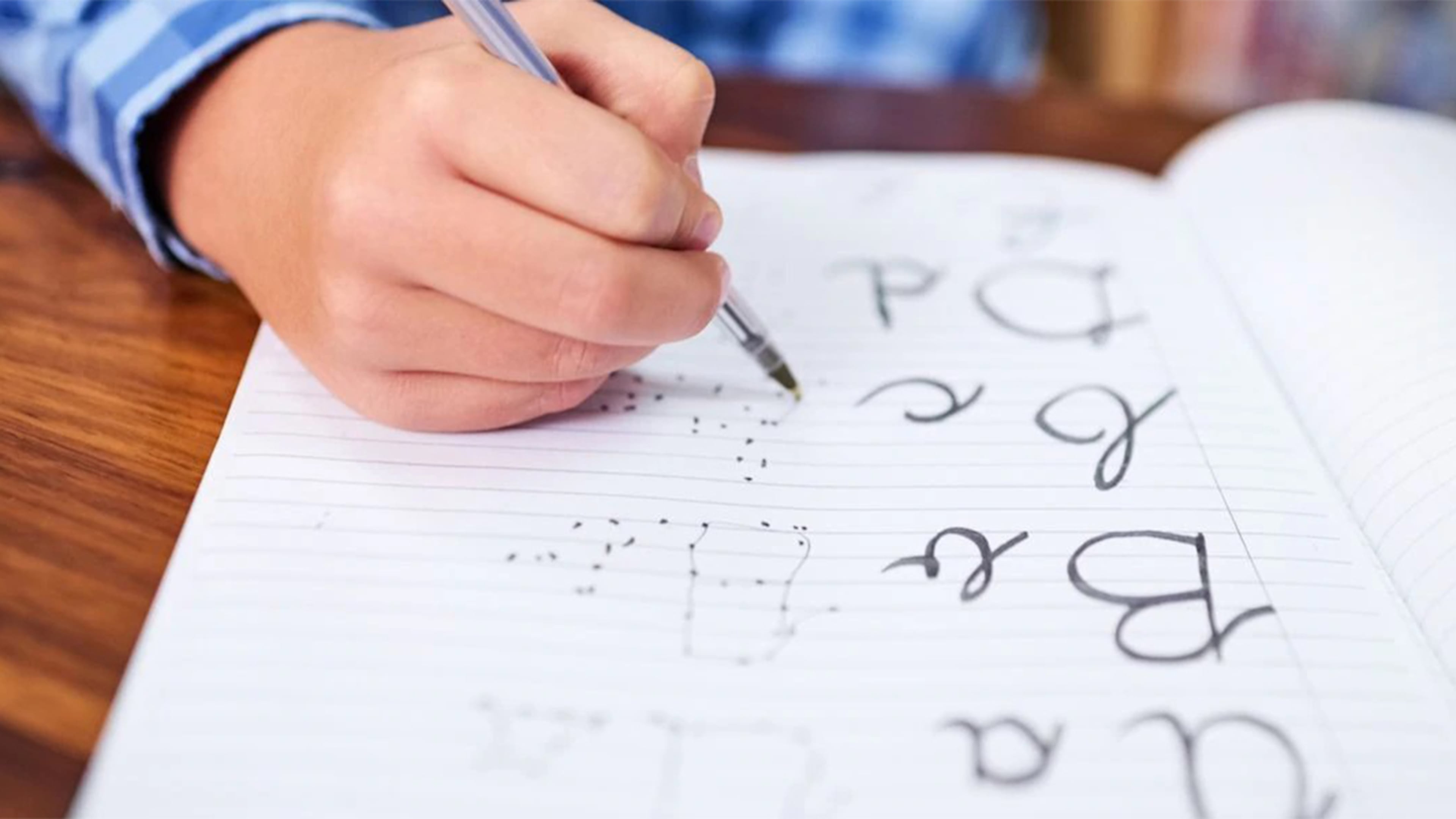 A Georgia bill would mandate cursive handwriting instruction in schools. (Arnell D Marshall/PeopleImages/Getty Images)