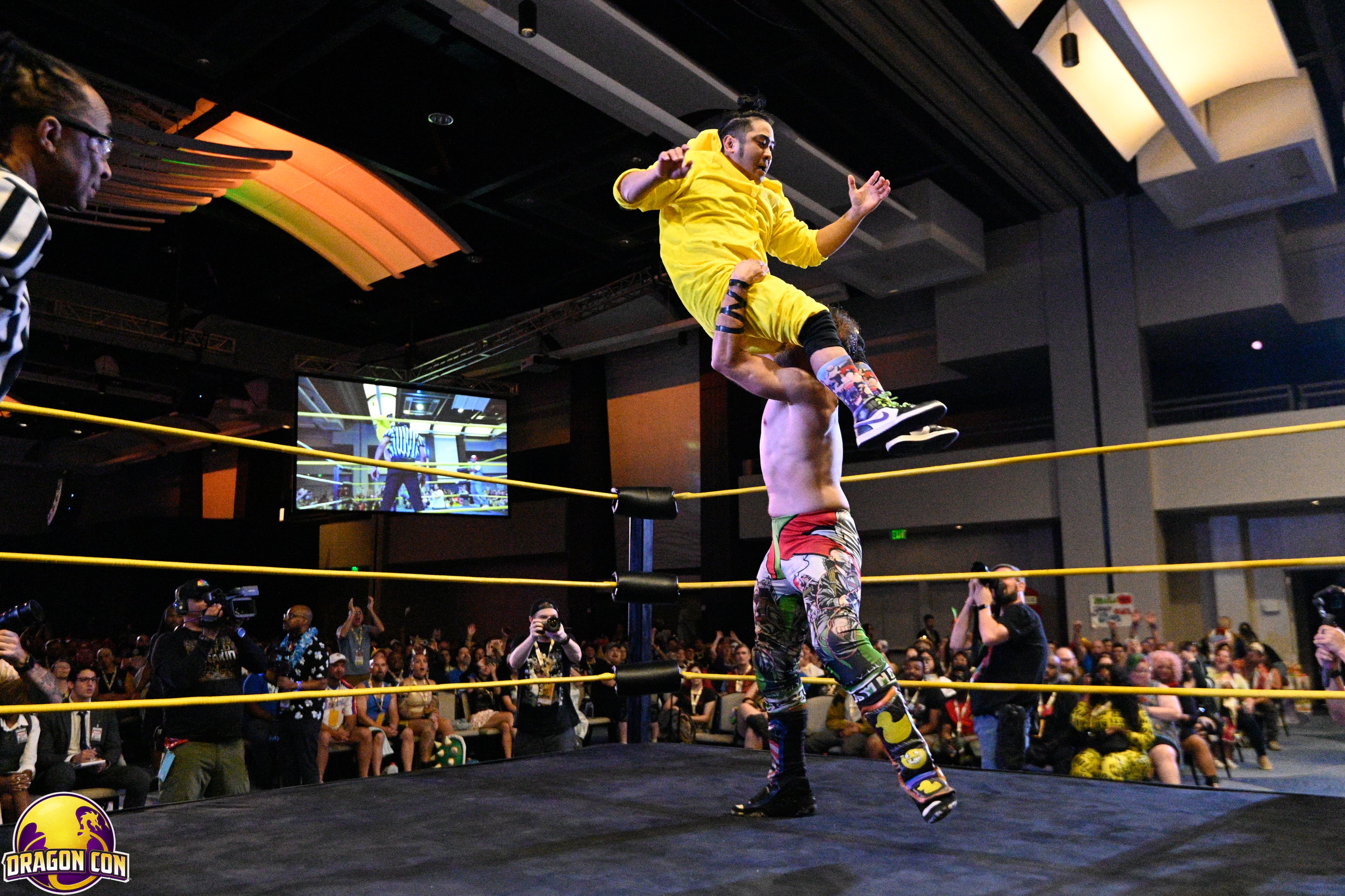 Cheer for your favorite wrestlers during Dragon Con Wrestling on Thursday, Sept. 3. (Courtesy of Dragon Con Photography/Dragon Con Inc.)