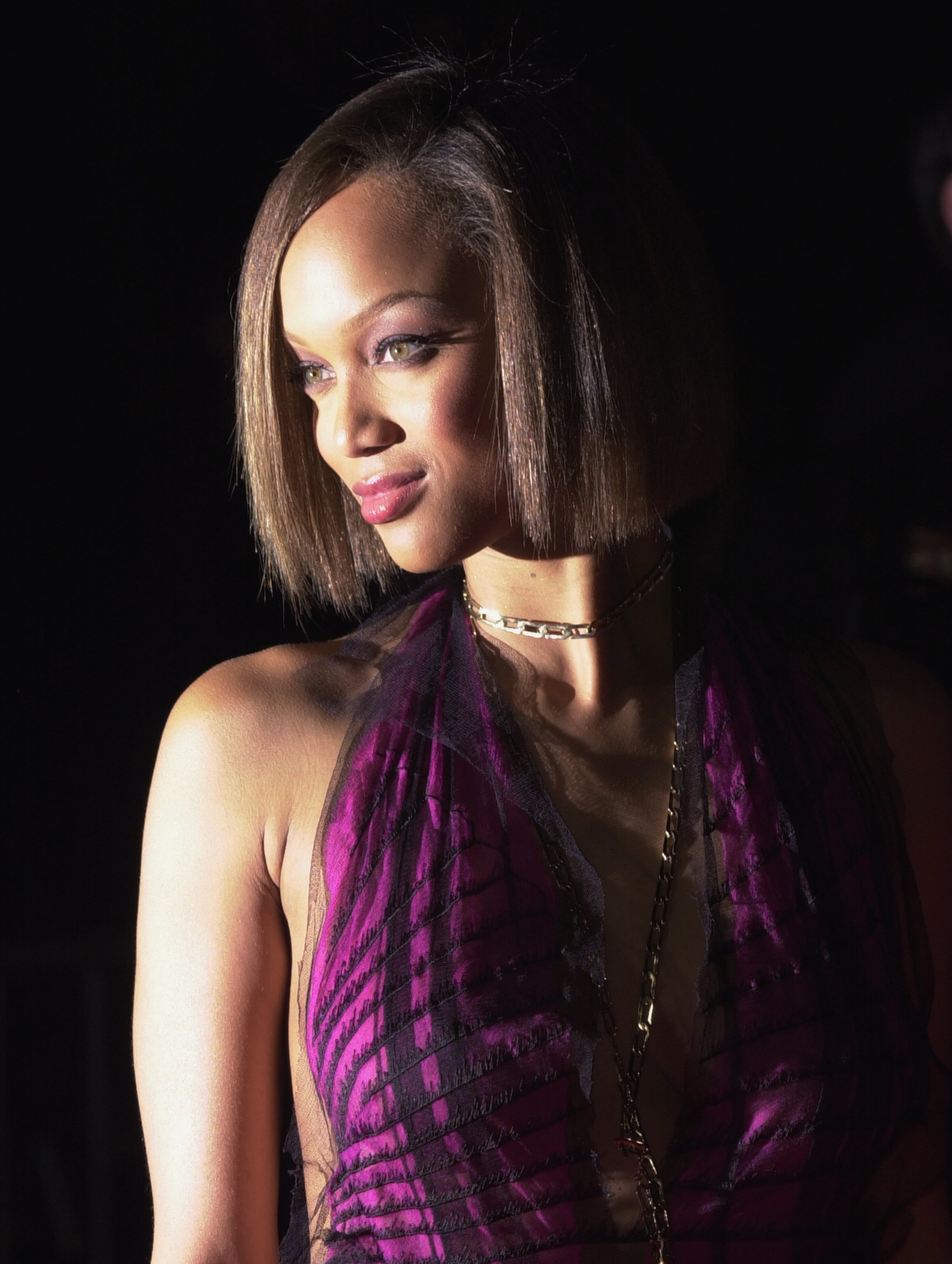 Supermodel Tyra Banks arrives at the seventh annual Blockbuster Awards on April 10, 2001, at the Shrine Auditorium in Los Angeles.