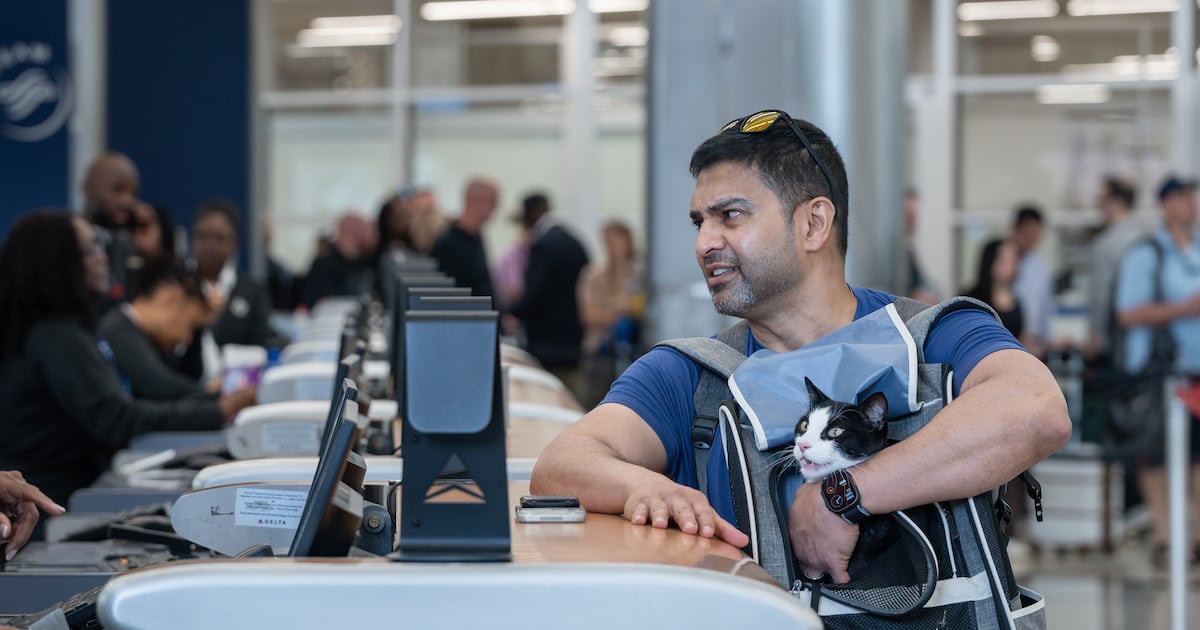 Delta extends flight change flexibility because of ATL airport security waits