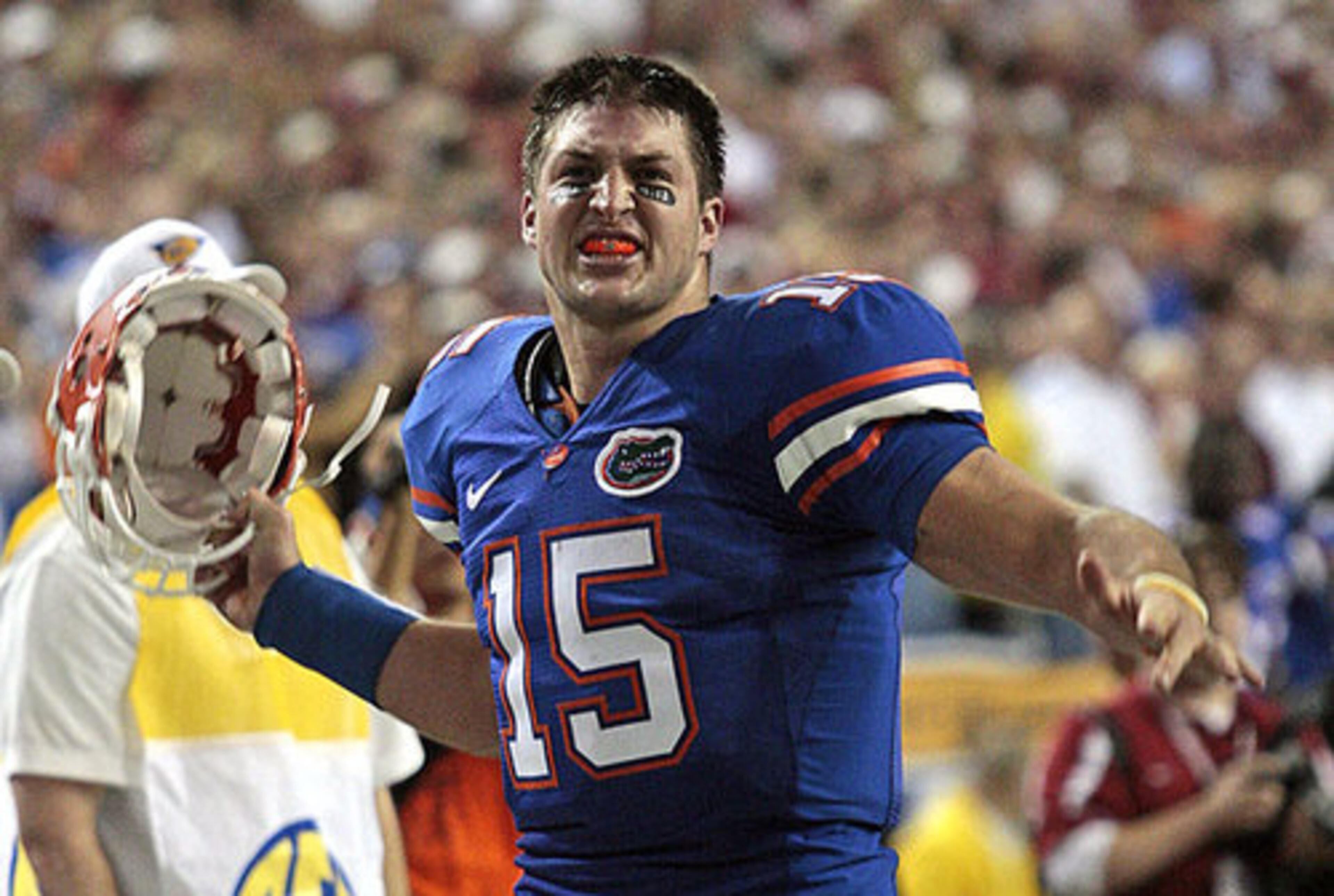 College football kicks off next week. Can you smell it? Here are the odds to win it all. You decide which teams are a good bet and which ones are not. Let's start with the defending champion Gators. FLORIDA: Odds to win BCS title 9-4. With Tim Tebow and every defensive starter returning, the Gators are the overwhelming favorites. But no team has ever repeated since the BCS was instituted in 1999. Will that change this season?