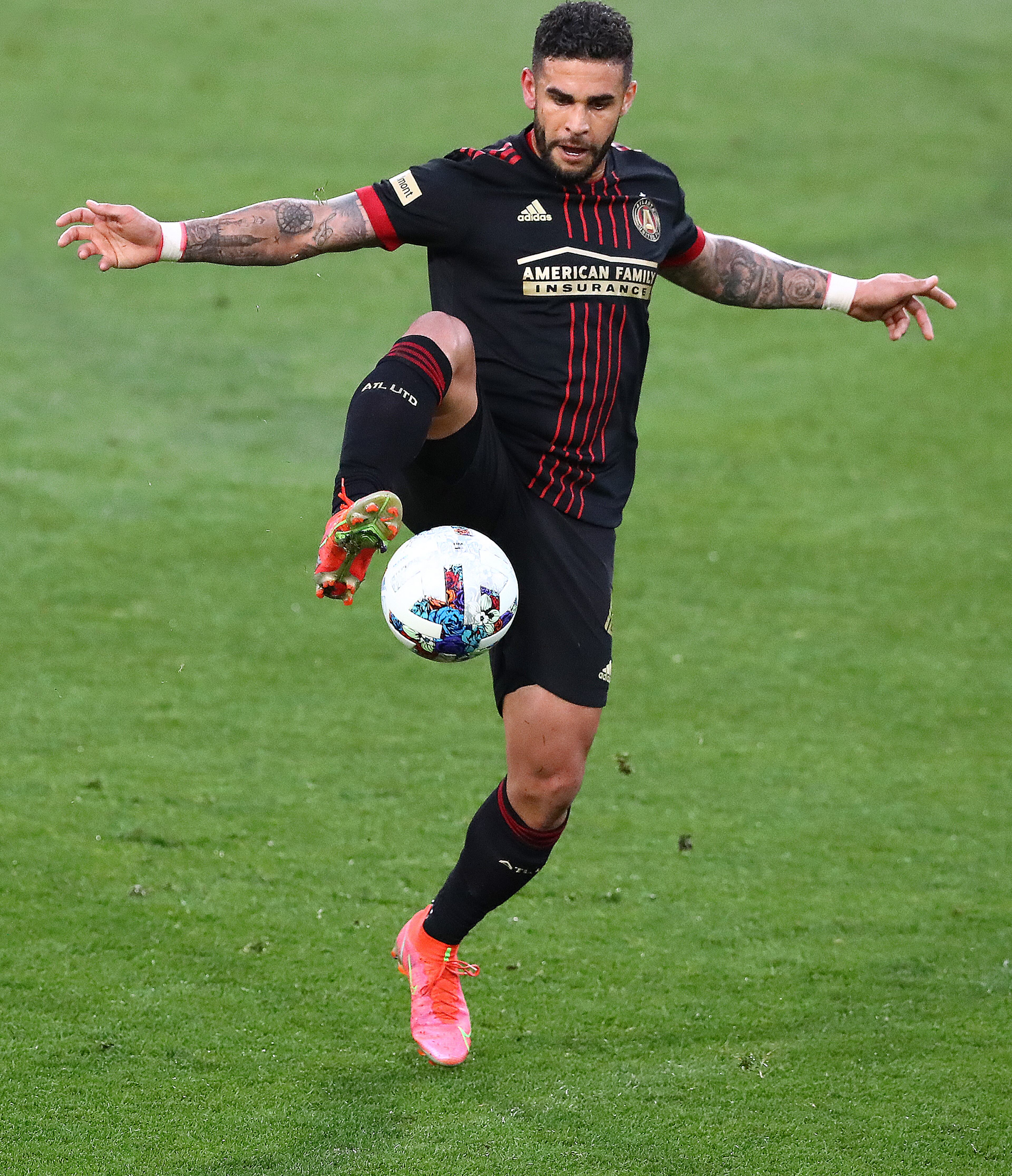 Atlanta United attacker Dom Dwyer takes the pass on his way to scoring a goal against Chattanooga FC for a 2-0 lead in the Lamar Hunt U.S. Open Cup on Wednesday, April 20, 2022, in Kennesaw. It was Dwyer's first of two goals. “Curtis Compton / Curtis.Compton@ajc.com”
