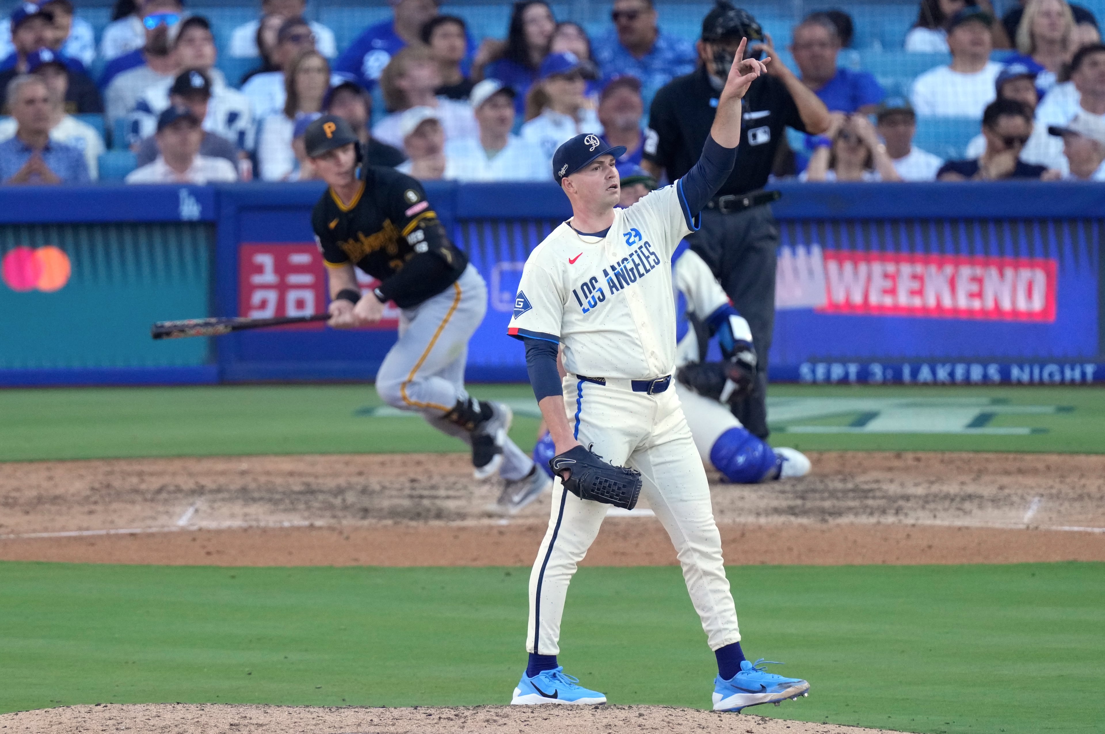 Pirates Dodgers Baseball