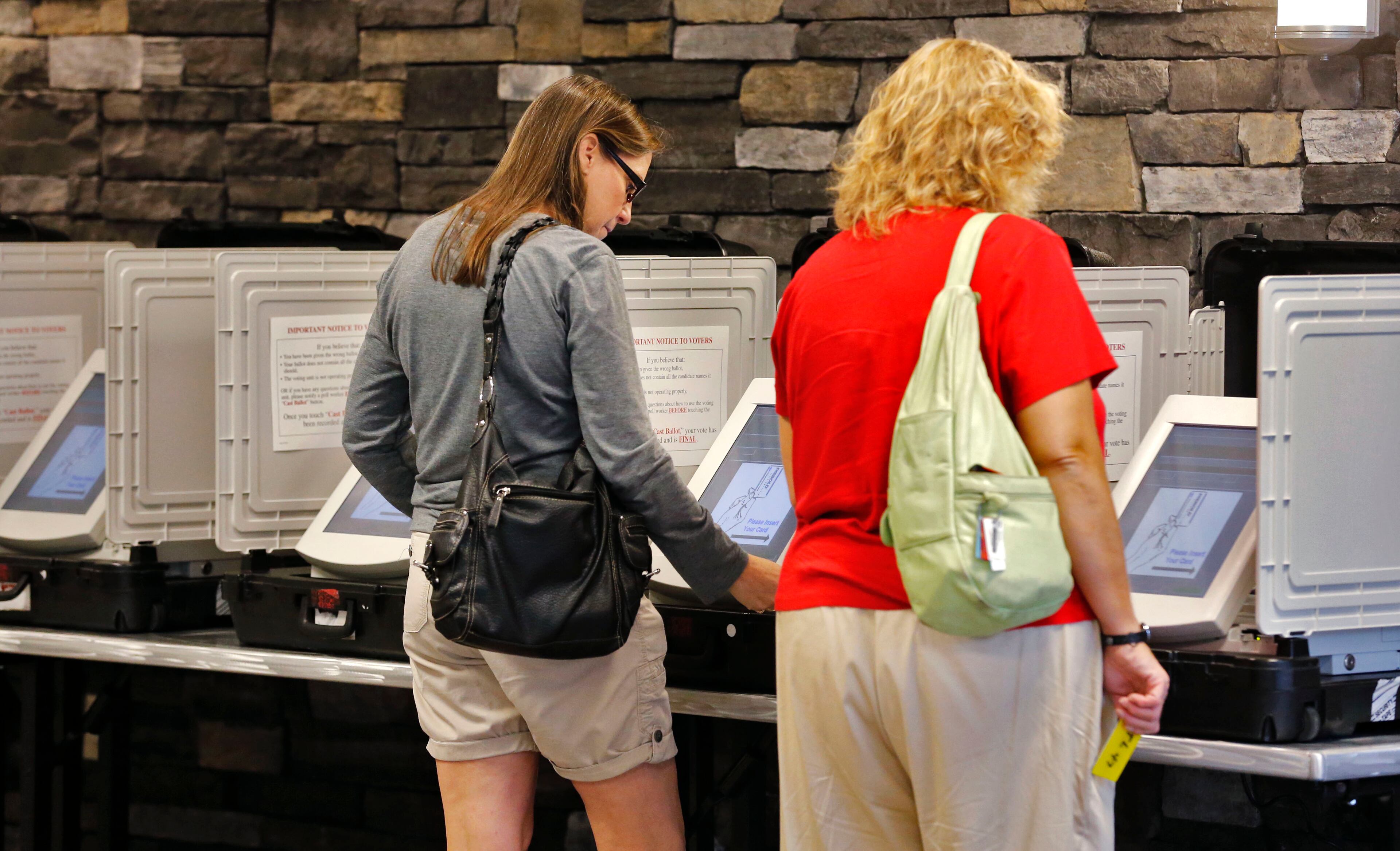 Nov. 3, 2015 - DeKalb County - Voters at the Tucker Library, where city hood for Tucker was on the ballot. In DeKalb County residents could vote on an ethics overhaul for the county and city hood for LaVista Hills and Tucker. Hawthorne Elementary is one of the busiest precincts in DeKalb, where voters will consider overhauling the county's ethics rules and city hood for LaVista Hills. BOB ANDRES / BANDRES@AJC.COM