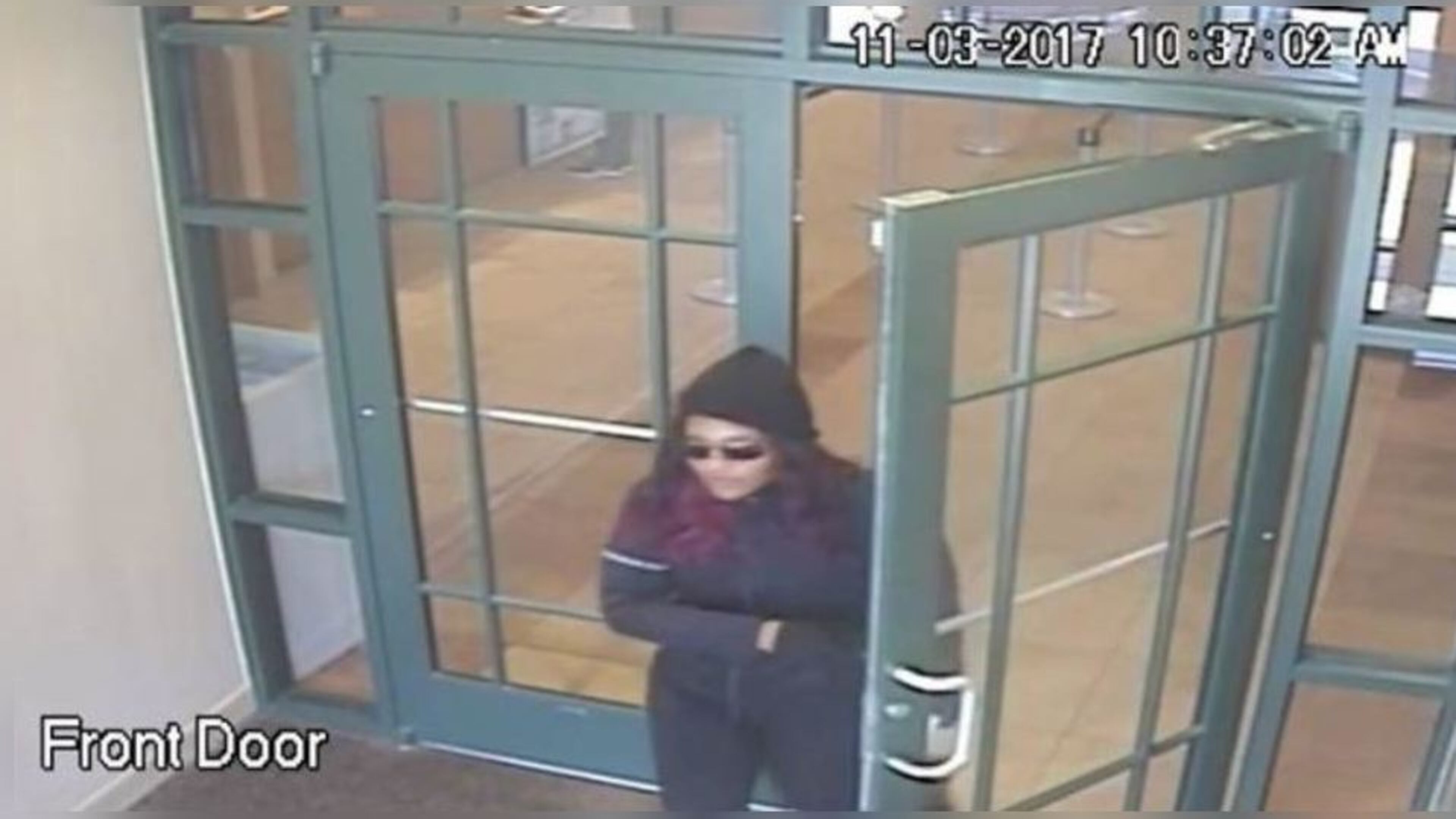 The woman on bank surveillance video is believed to be connected to several metro Atlanta bank robberies, the FBI said Friday.