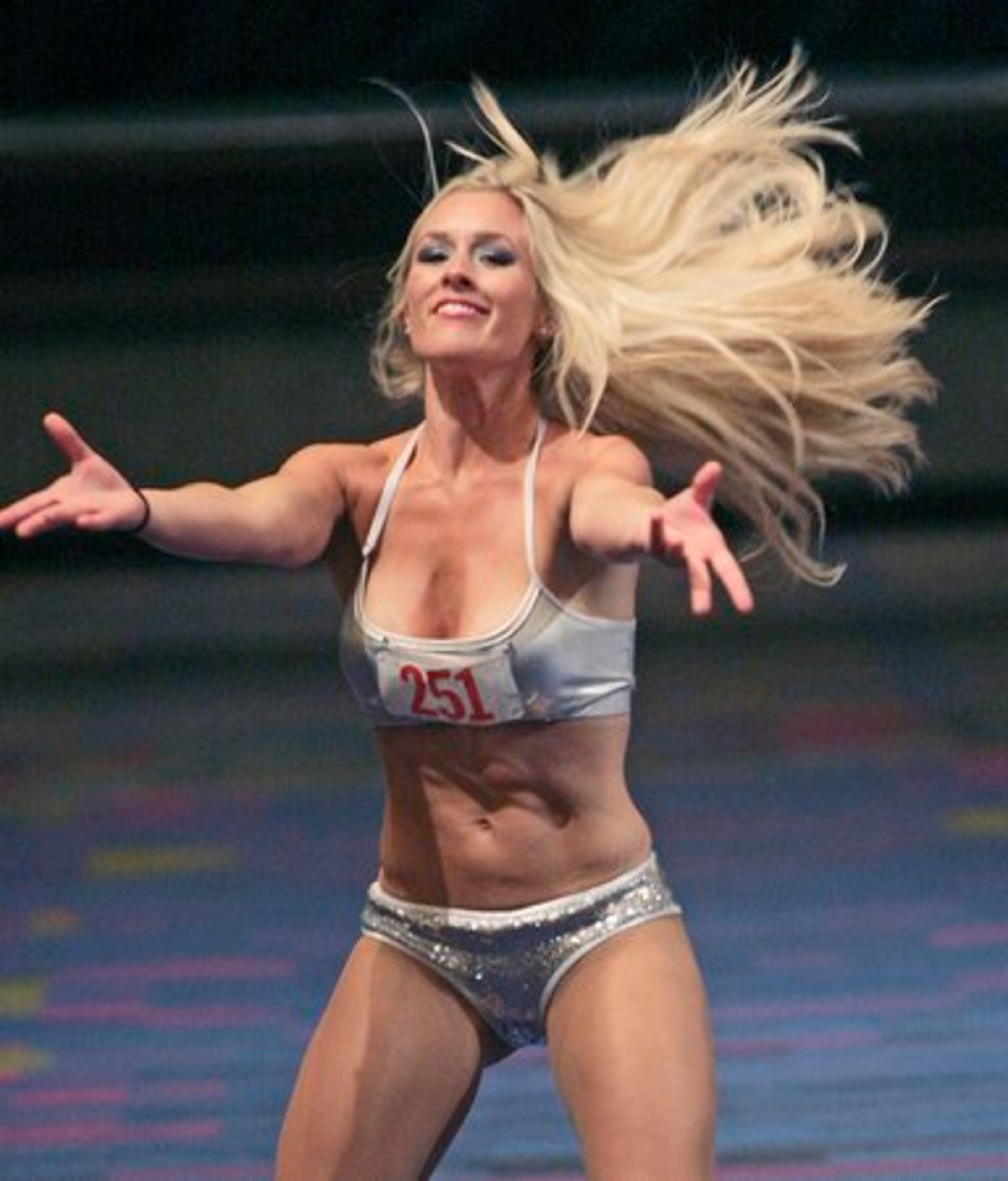 Alison Turner, 27, from Atlanta, performs during the semifinals.