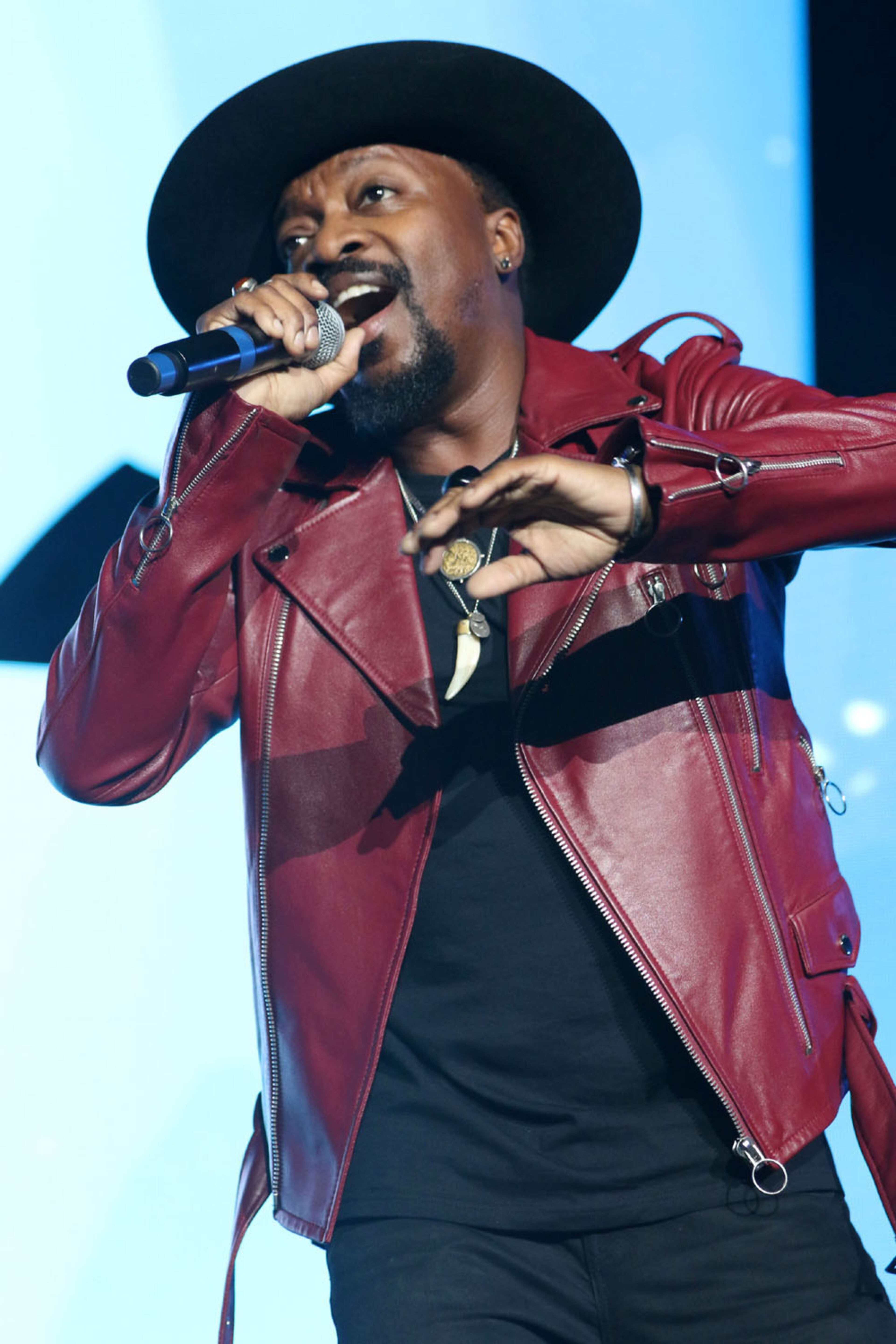 -- Anthony Hamilton.
The So So Def 25th Anniversary Cultural Curren$y Tour entertained a packed State Farm Arena on Sunday, October 21, 2018.
Robb Cohen Photography & Video/ RobbsPhotos.com