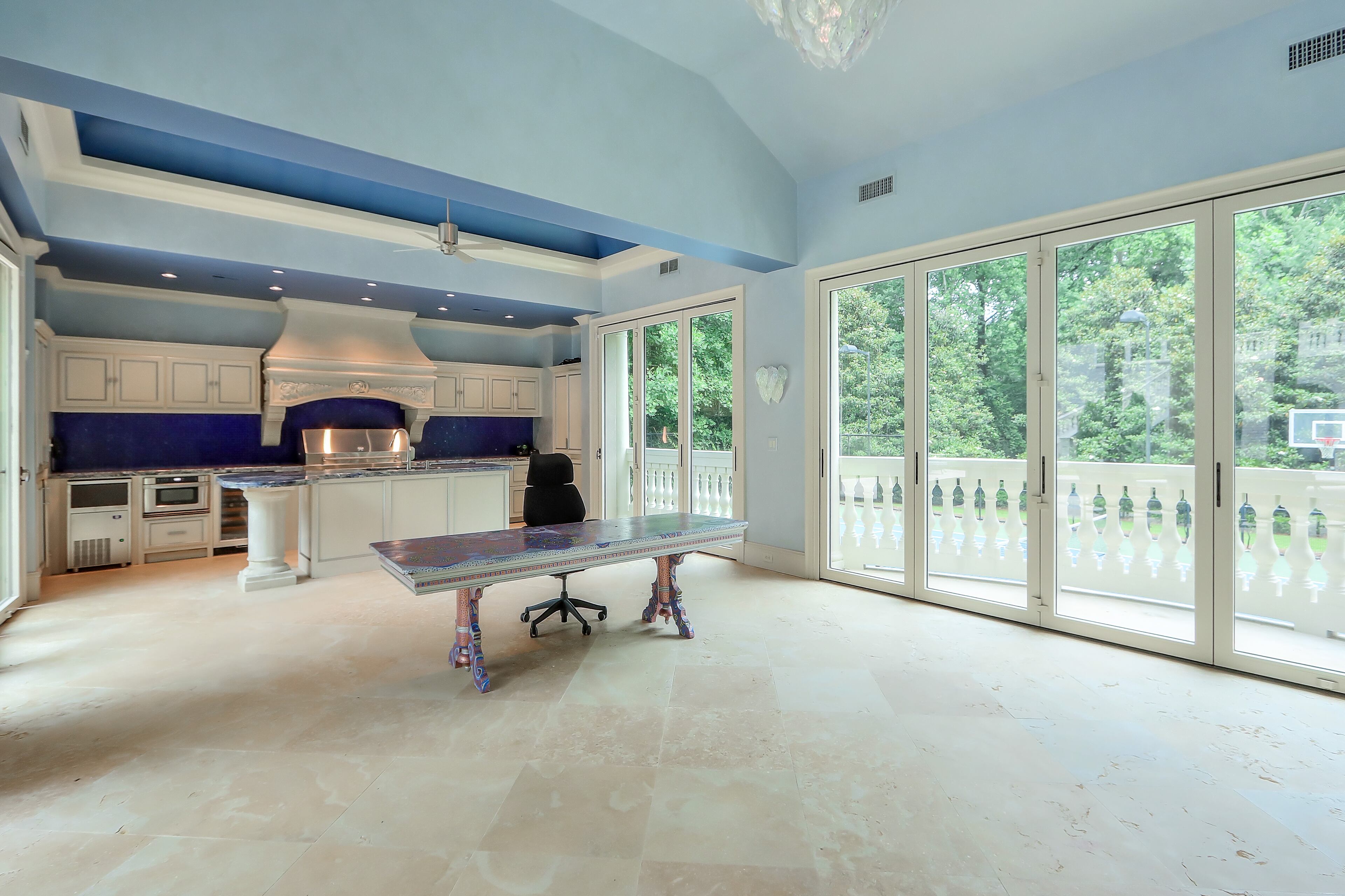 Claudio Burtin’s metro Atlanta mansion is the latest palace on the Georgia housing market.
Courtesy of Michael Pigford/Beyond The Curb Imaging