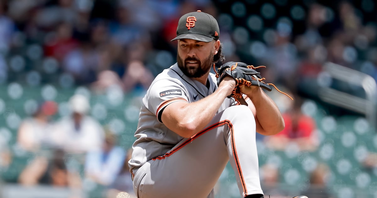 Braves go quietly in 7-2 loss to the Giants